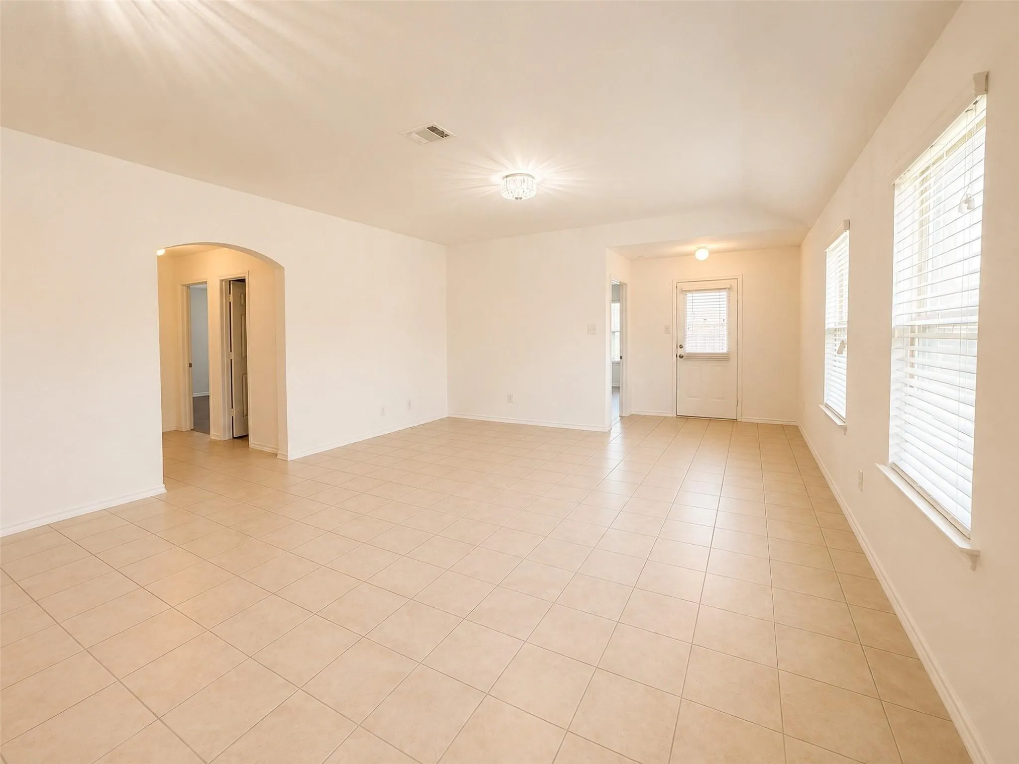 Single Family Residence For Sale in Kaufman County , 2327 San Marcos Drive, Forney, Texas 75126, 4 Bedroom, 2 Bathroom, 2 Garage spaces, 2,140 Sqft, built in 2017, mls#21387082, Real Estate Agent in Forney, Homes For Sale in Kaufman county, Homes For Sale in Forney, Realtor in Forney Texas, Real Estate Brokerage Independent Realty Texas, Luminita Cordes Realtor
