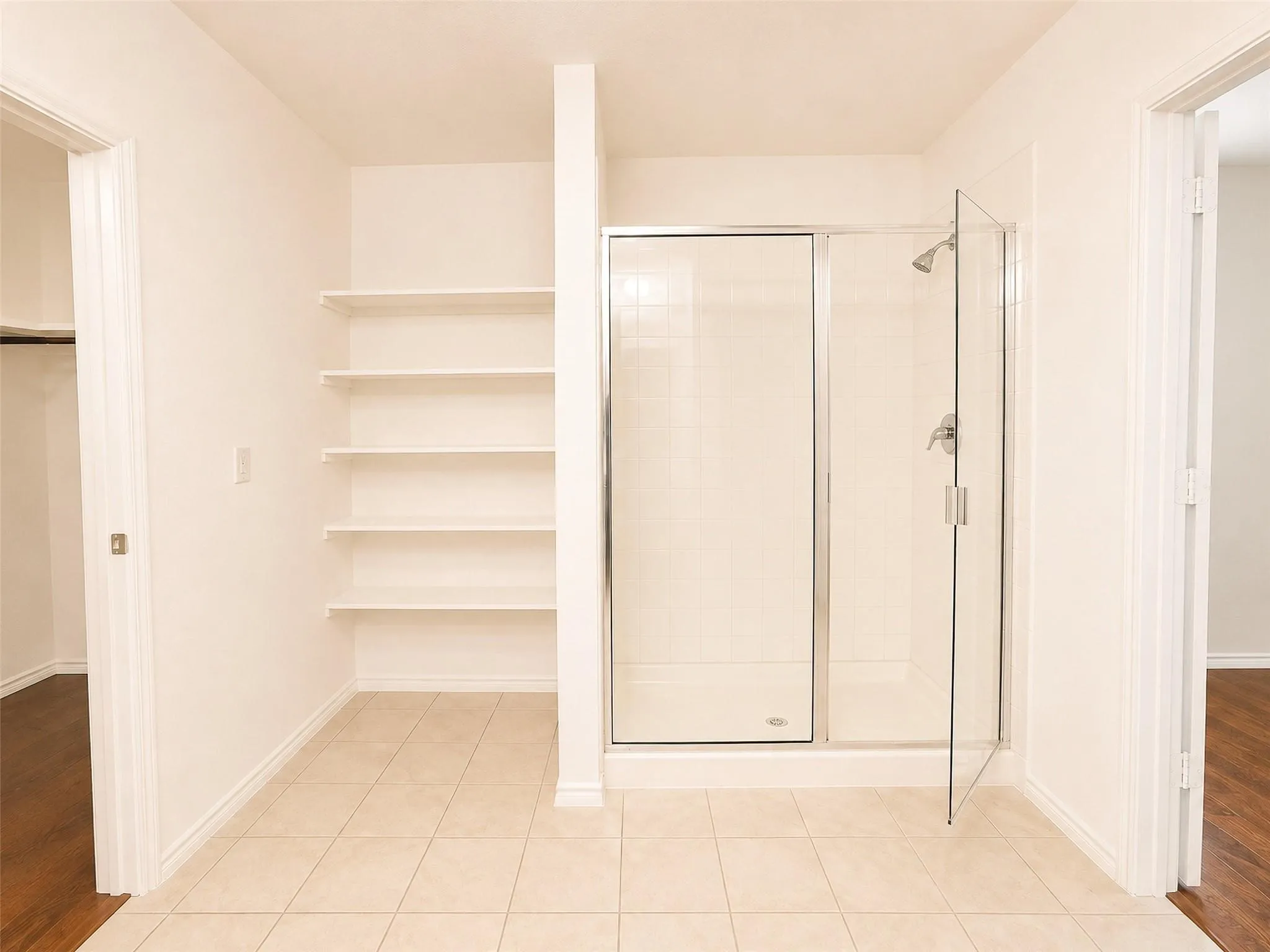 Single Family Residence For Sale in Kaufman County , 2327 San Marcos Drive, Forney, Texas 75126, 4 Bedroom, 2 Bathroom, 2 Garage spaces, 2,140 Sqft, built in 2017, mls#21387082, Real Estate Agent in Forney, Homes For Sale in Kaufman county, Homes For Sale in Forney, Realtor in Forney Texas, Real Estate Brokerage Independent Realty Texas, Luminita Cordes Realtor