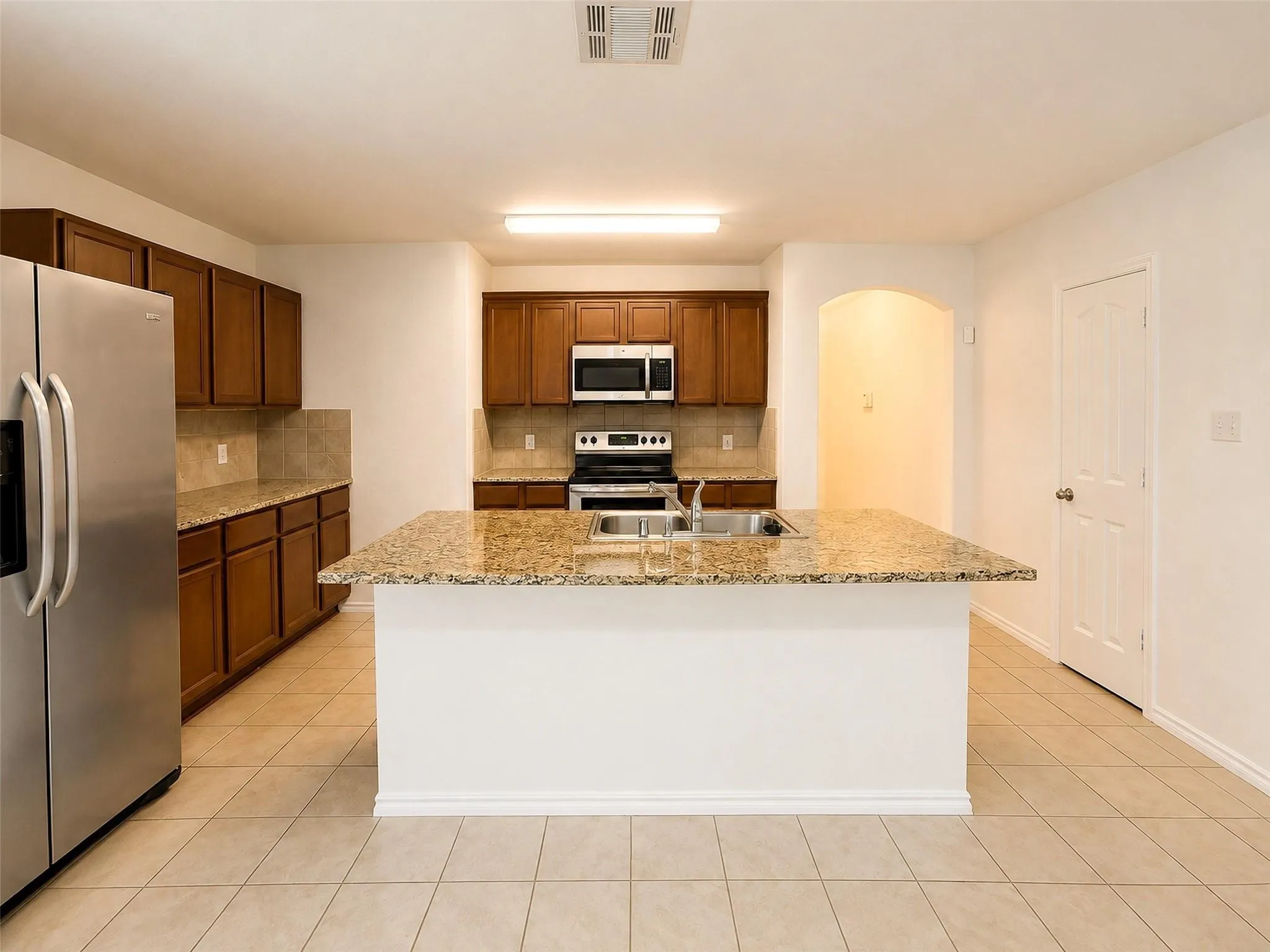 Single Family Residence For Sale in Kaufman County , 2327 San Marcos Drive, Forney, Texas 75126, 4 Bedroom, 2 Bathroom, 2 Garage spaces, 2,140 Sqft, built in 2017, mls#21387082, Real Estate Agent in Forney, Homes For Sale in Kaufman county, Homes For Sale in Forney, Realtor in Forney Texas, Real Estate Brokerage Independent Realty Texas, Luminita Cordes Realtor