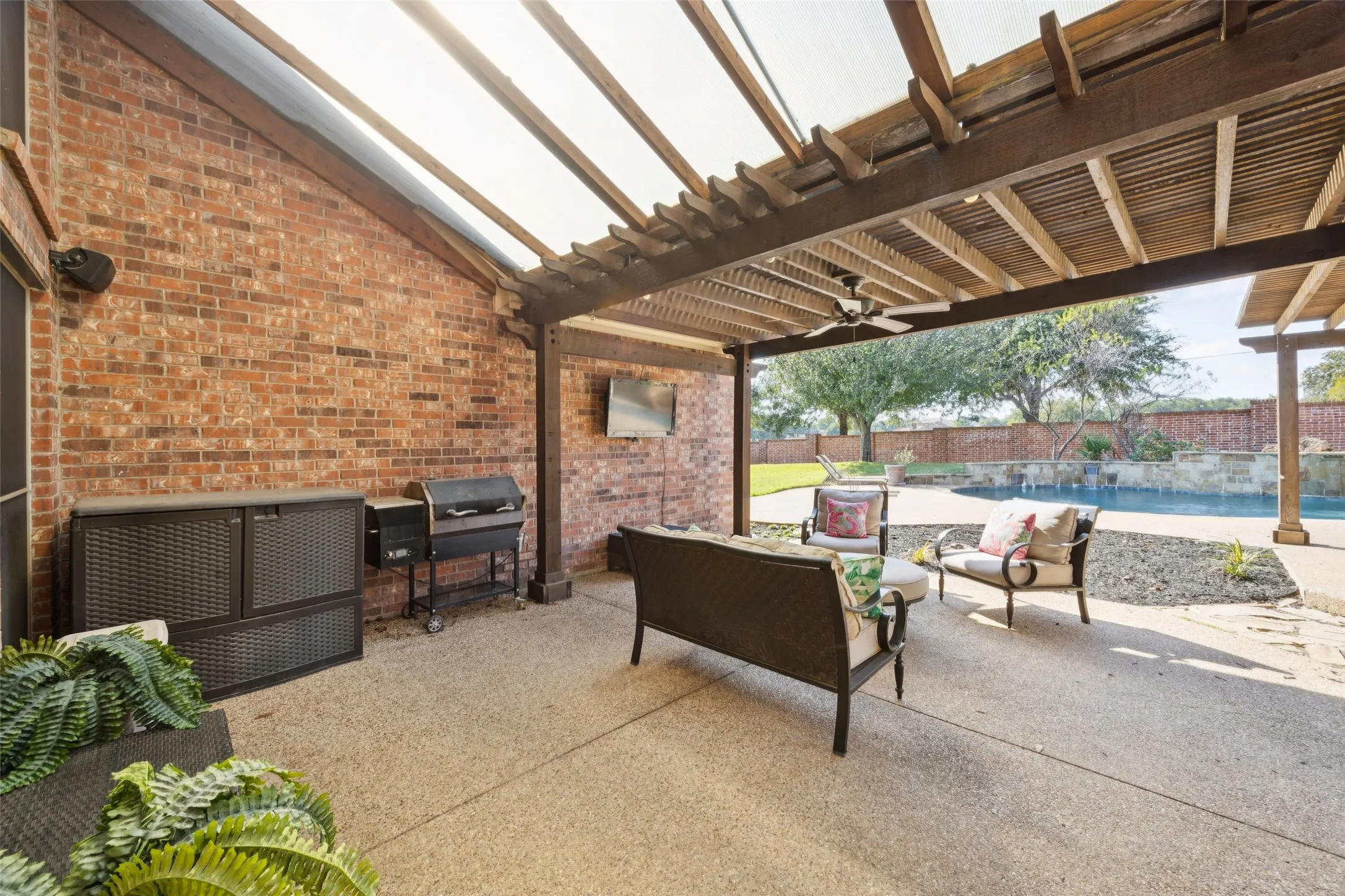 Single Family Residence For Sale in Tarrant County , 520 Unbridled Lane, Keller, Texas 76248, 4 Bedroom, 4 Bathroom, 3 Garage spaces, 3,194 Sqft, built in 2005, mls#21386886, Real Estate Agent in Keller, Homes For Sale in Tarrant county, Homes For Sale in Keller, Realtor in Keller Texas, Real Estate Brokerage Independent Realty Texas, Luminita Cordes Realtor