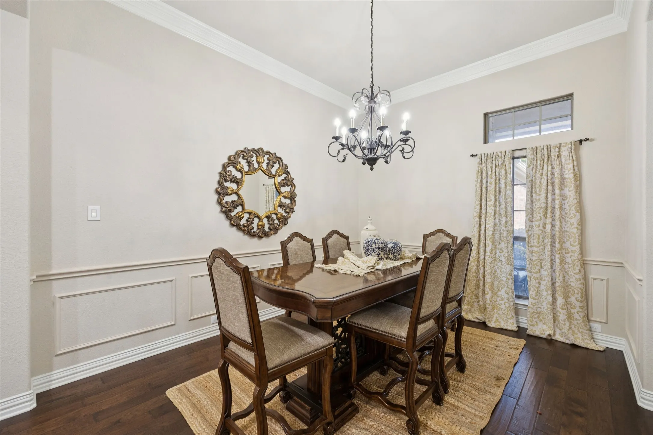 Single Family Residence For Sale in Tarrant County , 520 Unbridled Lane, Keller, Texas 76248, 4 Bedroom, 4 Bathroom, 3 Garage spaces, 3,194 Sqft, built in 2005, mls#21386886, Real Estate Agent in Keller, Homes For Sale in Tarrant county, Homes For Sale in Keller, Realtor in Keller Texas, Real Estate Brokerage Independent Realty Texas, Luminita Cordes Realtor