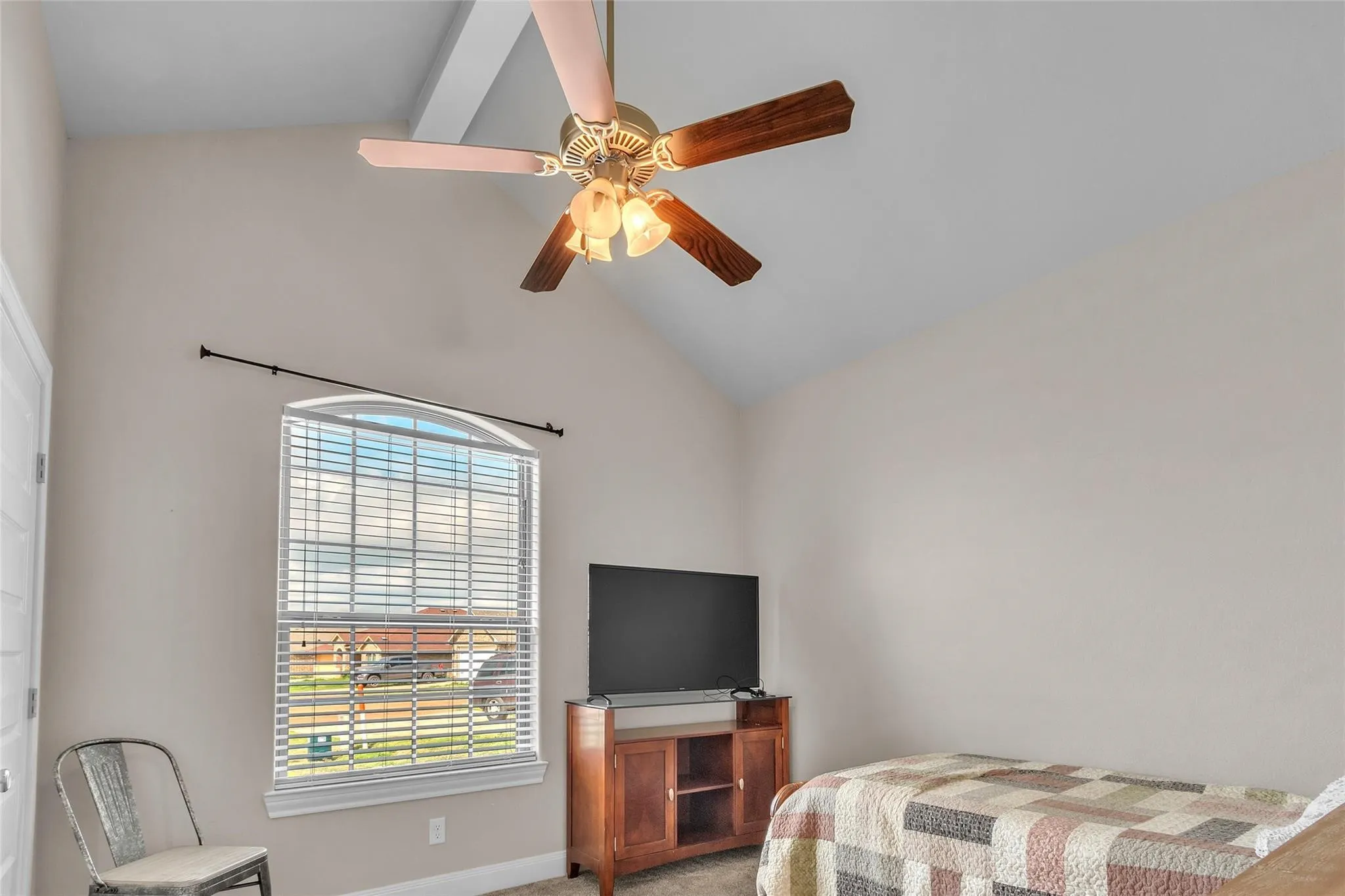 Single Family Residence For Rent in Henderson County , 129 OAK SPRINGS Loop, Mabank, Texas 75147, 3 Bedroom, 2 Bathroom, 2 Garage spaces, 1,580 Sqft, built in 2017, mls#21387081, Real Estate Agent in Mabank, Homes For Rent in Henderson county, Homes For Rent in Mabank, Realtor in Mabank Texas, Real Estate Brokerage Independent Realty Texas, Luminita Cordes Realtor