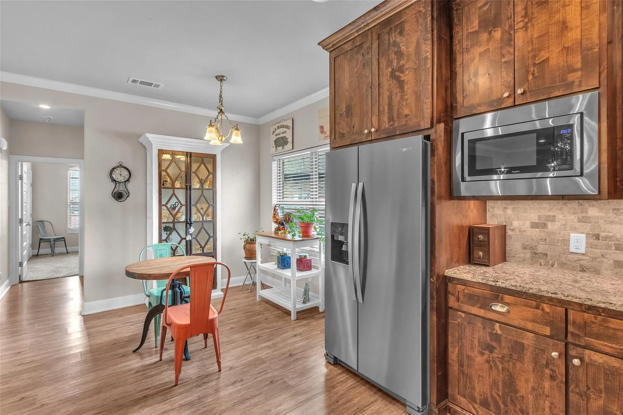 Single Family Residence For Rent in Henderson County , 129 OAK SPRINGS Loop, Mabank, Texas 75147, 3 Bedroom, 2 Bathroom, 2 Garage spaces, 1,580 Sqft, built in 2017, mls#21387081, Real Estate Agent in Mabank, Homes For Rent in Henderson county, Homes For Rent in Mabank, Realtor in Mabank Texas, Real Estate Brokerage Independent Realty Texas, Luminita Cordes Realtor