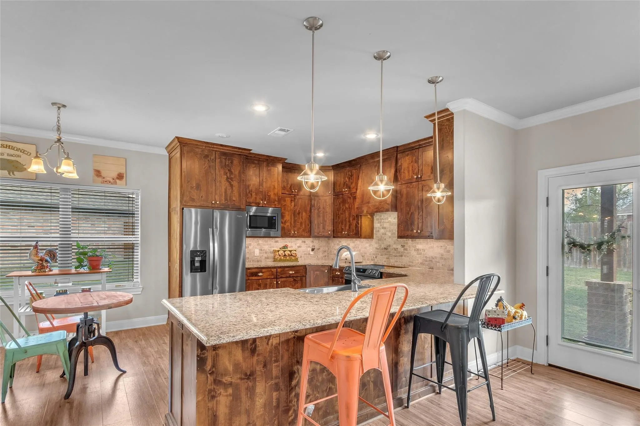 Single Family Residence For Rent in Henderson County , 129 OAK SPRINGS Loop, Mabank, Texas 75147, 3 Bedroom, 2 Bathroom, 2 Garage spaces, 1,580 Sqft, built in 2017, mls#21387081, Real Estate Agent in Mabank, Homes For Rent in Henderson county, Homes For Rent in Mabank, Realtor in Mabank Texas, Real Estate Brokerage Independent Realty Texas, Luminita Cordes Realtor