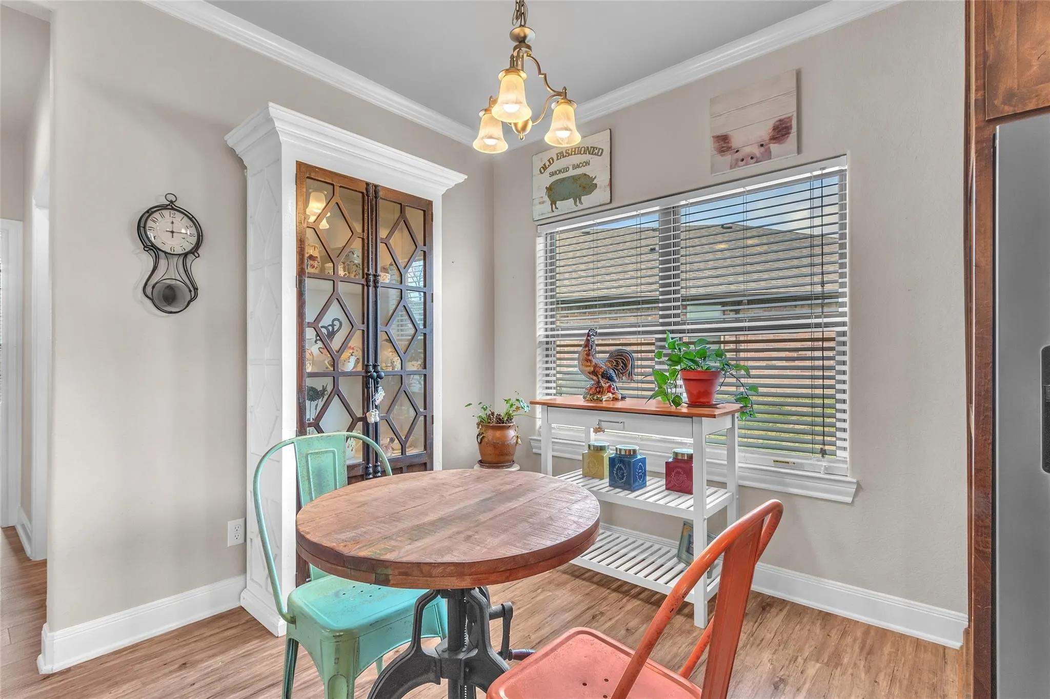 Single Family Residence For Rent in Henderson County , 129 OAK SPRINGS Loop, Mabank, Texas 75147, 3 Bedroom, 2 Bathroom, 2 Garage spaces, 1,580 Sqft, built in 2017, mls#21387081, Real Estate Agent in Mabank, Homes For Rent in Henderson county, Homes For Rent in Mabank, Realtor in Mabank Texas, Real Estate Brokerage Independent Realty Texas, Luminita Cordes Realtor
