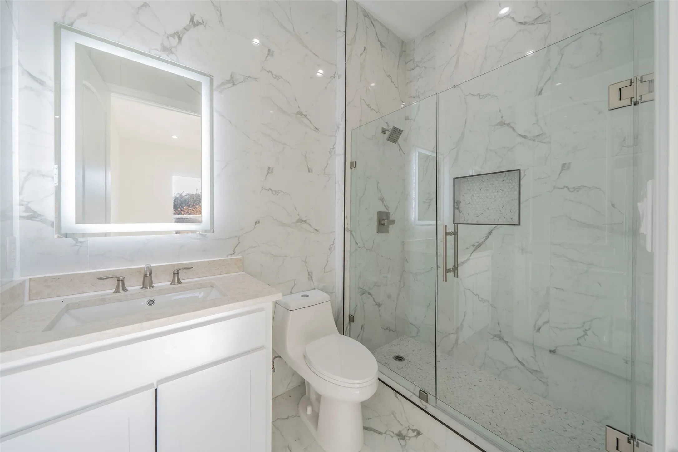 Single Family Residence For Sale in Collin County , 9840 Wyndbrook Drive, Frisco, Texas 75035, 6 Bedroom, 7 Bathroom, 2 Garage spaces, 4,703 Sqft, built in 2023, mls#21386426, Real Estate Agent in Frisco, Homes For Sale in Collin county, Homes For Sale in Frisco, Realtor in Frisco Texas, Real Estate Brokerage Independent Realty Texas, Luminita Cordes Realtor