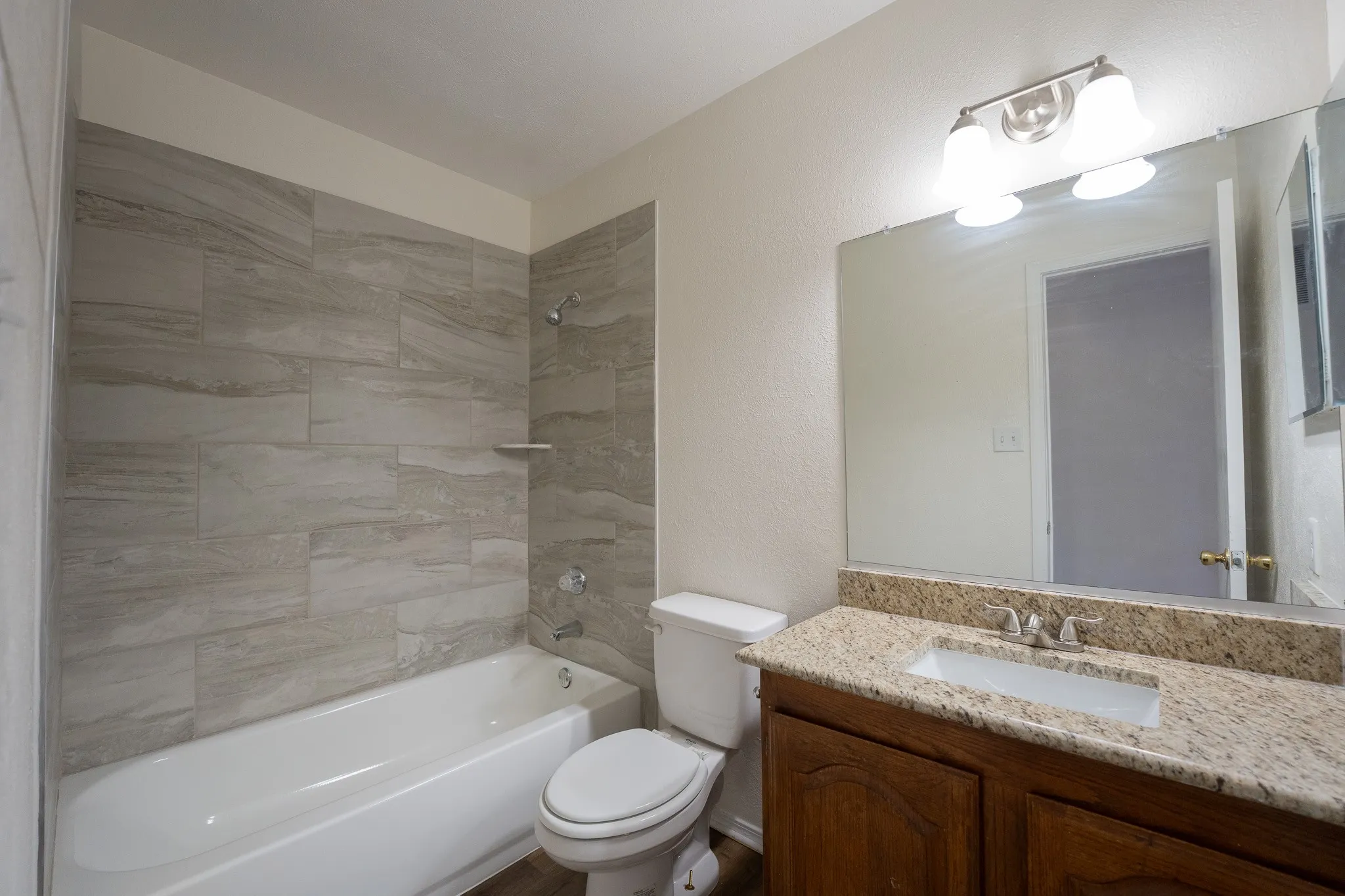 Single Family Residence For Rent in Dallas County , 1513 Liberty Lane, Mesquite, Texas 75149, 3 Bedroom, 3 Bathroom, 1 Garage spaces, 1,393 Sqft, built in 1984, mls#21387087, Real Estate Agent in Mesquite, Homes For Rent in Dallas county, Homes For Rent in Mesquite, Realtor in Mesquite Texas, Real Estate Brokerage Independent Realty Texas, Luminita Cordes Realtor