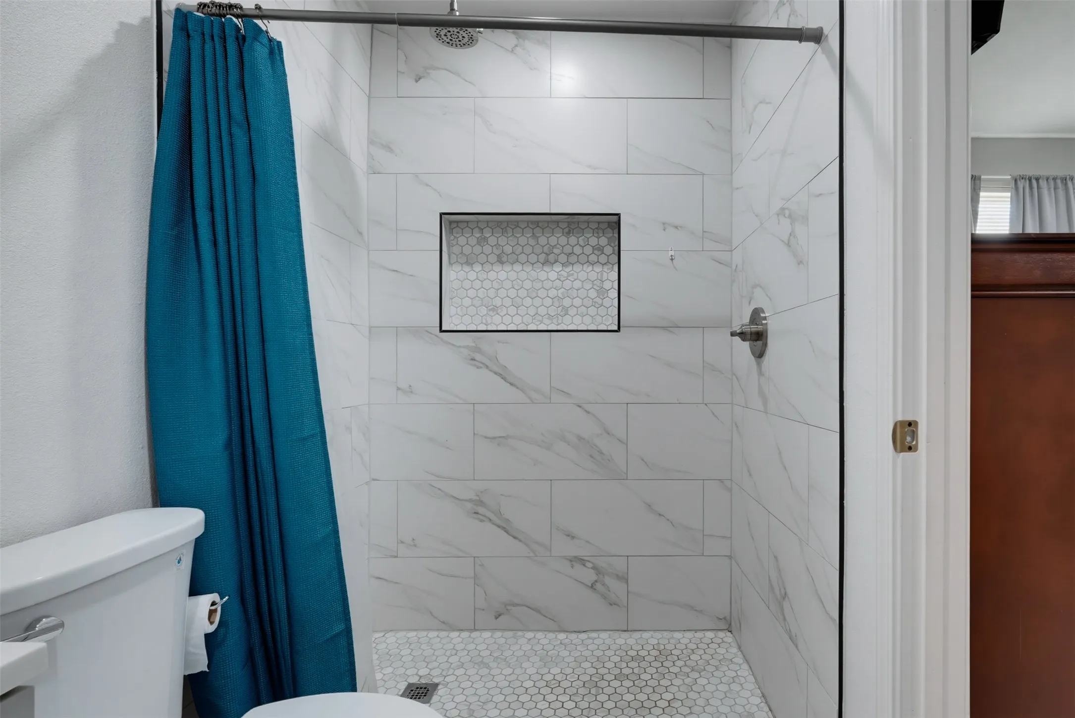 Single Family Residence For Sale in Tarrant County , 7833 Tacoma Drive, White Settlement, Texas 76108, 4 Bedroom, 3 Bathroom, Garage spaces, 1,600 Sqft, built in 1951, mls#21387088, Real Estate Agent in White Settlement, Homes For Sale in Tarrant county, Homes For Sale in White Settlement, Realtor in White Settlement Texas, Real Estate Brokerage Independent Realty Texas, Luminita Cordes Realtor