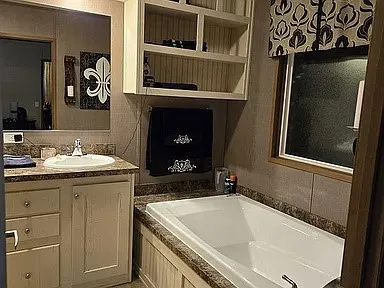 Manufactured Home For Sale in Bexar County , 4801 Goldfield 37, San Antonio, Texas 78218, 3 Bedroom, 2 Bathroom, Garage spaces, 1,216 Sqft, built in 2016, mls#21387094, Real Estate Agent in San Antonio, Homes For Sale in Bexar county, Homes For Sale in San Antonio, Realtor in San Antonio Texas, Real Estate Brokerage Independent Realty Texas, Luminita Cordes Realtor
