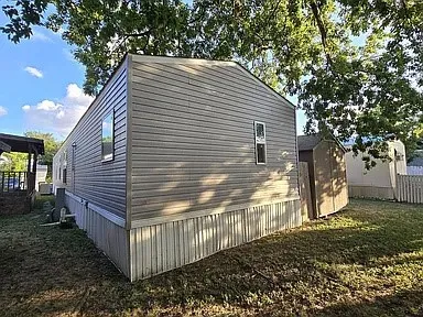 Manufactured Home For Sale in Bexar County , 4801 Goldfield 37, San Antonio, Texas 78218, 3 Bedroom, 2 Bathroom, Garage spaces, 1,216 Sqft, built in 2016, mls#21387094, Real Estate Agent in San Antonio, Homes For Sale in Bexar county, Homes For Sale in San Antonio, Realtor in San Antonio Texas, Real Estate Brokerage Independent Realty Texas, Luminita Cordes Realtor