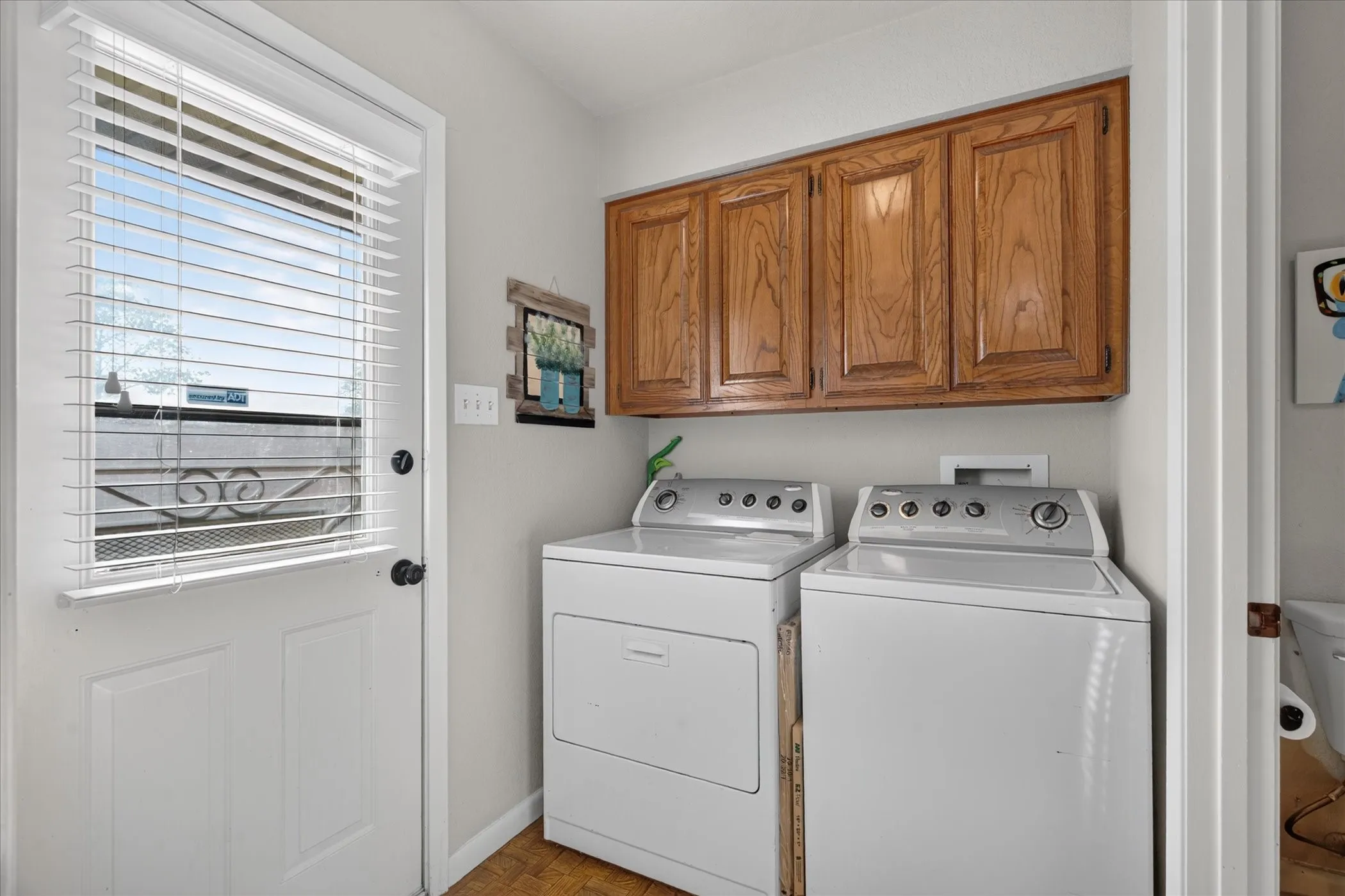 Single Family Residence For Sale in Parker County , 448 Remuda Drive, Fort Worth, Texas 76108, 3 Bedroom, 3 Bathroom, 2 Garage spaces, 1,883 Sqft, built in 1985, mls#21386931, Real Estate Agent in Fort Worth, Homes For Sale in Parker county, Homes For Sale in Fort Worth, Realtor in Fort Worth Texas, Real Estate Brokerage Independent Realty Texas, Luminita Cordes Realtor