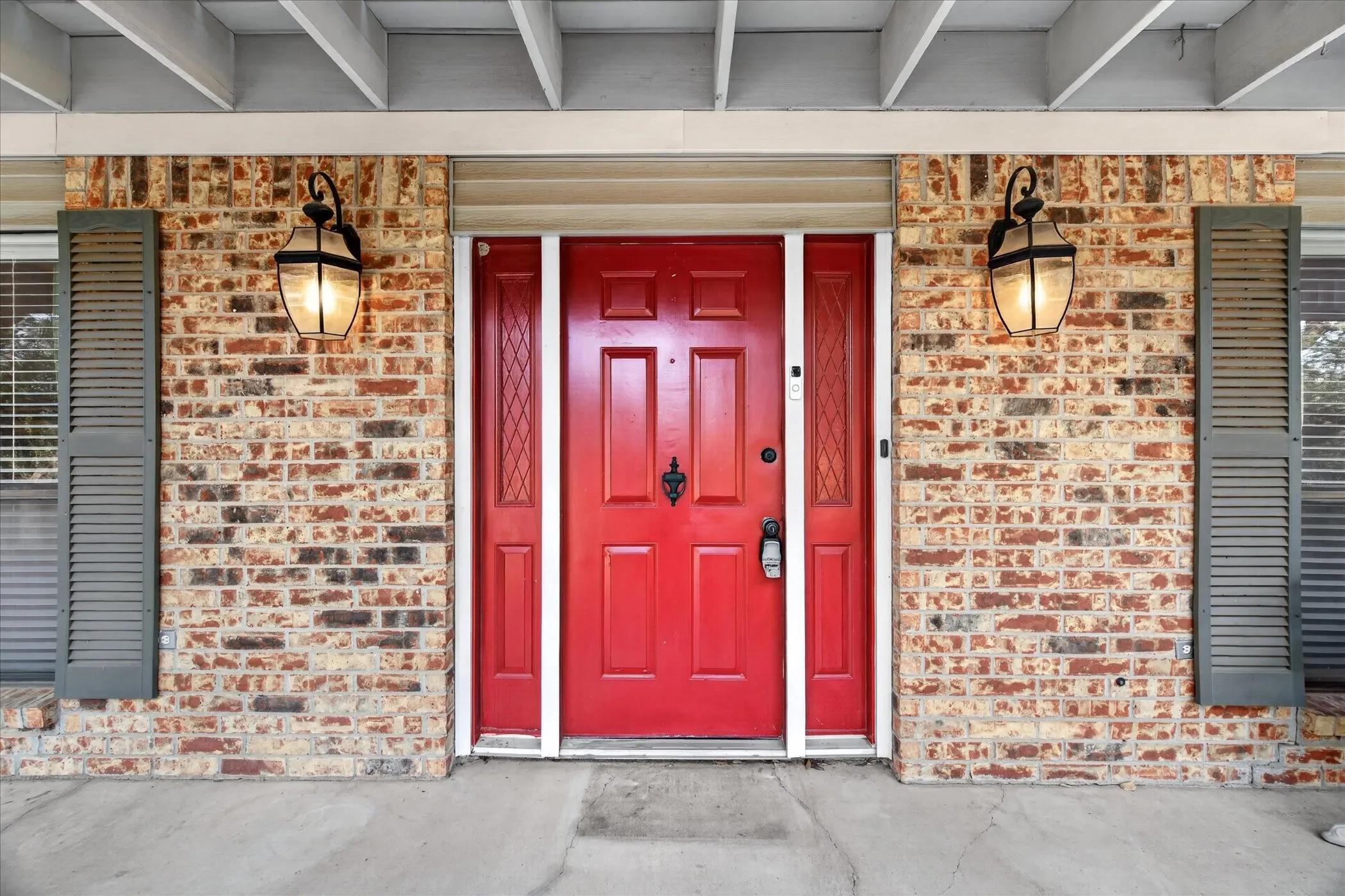 Single Family Residence For Sale in Parker County , 448 Remuda Drive, Fort Worth, Texas 76108, 3 Bedroom, 3 Bathroom, 2 Garage spaces, 1,883 Sqft, built in 1985, mls#21386931, Real Estate Agent in Fort Worth, Homes For Sale in Parker county, Homes For Sale in Fort Worth, Realtor in Fort Worth Texas, Real Estate Brokerage Independent Realty Texas, Luminita Cordes Realtor
