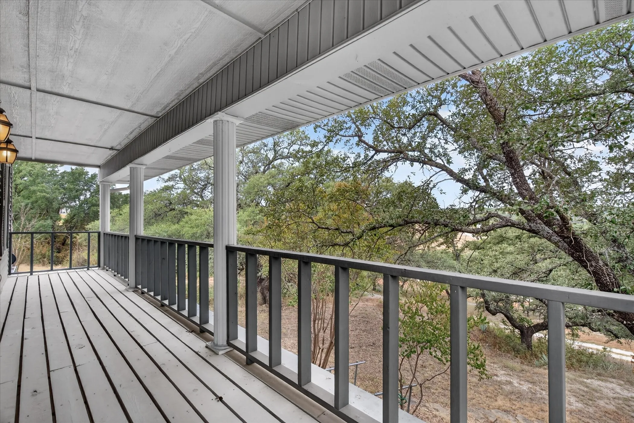 Single Family Residence For Sale in Parker County , 448 Remuda Drive, Fort Worth, Texas 76108, 3 Bedroom, 3 Bathroom, 2 Garage spaces, 1,883 Sqft, built in 1985, mls#21386931, Real Estate Agent in Fort Worth, Homes For Sale in Parker county, Homes For Sale in Fort Worth, Realtor in Fort Worth Texas, Real Estate Brokerage Independent Realty Texas, Luminita Cordes Realtor
