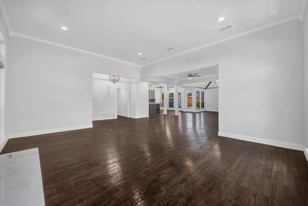 Open-concept layout
