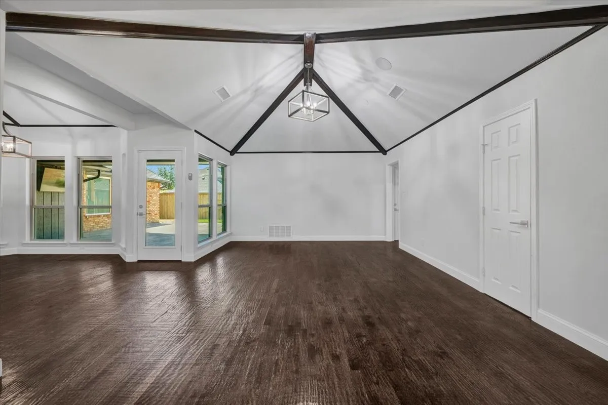 Single Family Residence For Sale in Collin County , 5208 Streamwood Lane, Plano, Texas 75093, 4 Bedroom, 4 Bathroom, 2 Garage spaces, 2,593 Sqft, built in 1984, mls#21385746, Real Estate Agent in Plano, Homes For Sale in Collin county, Homes For Sale in Plano, Realtor in Plano Texas, Real Estate Brokerage Independent Realty Texas, Luminita Cordes Realtor