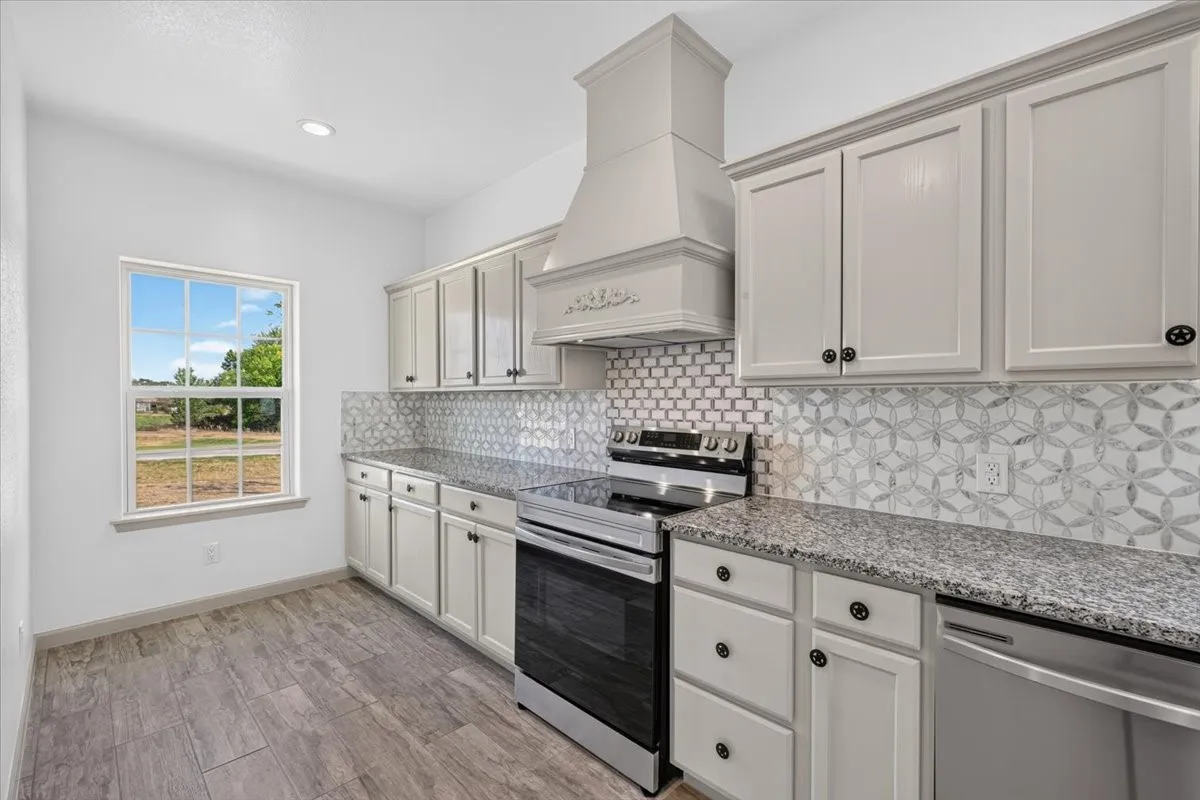 Single Family Residence For Sale in Parker County , 750 Jay Bird Lane, Reno, Texas 76082, 3 Bedroom, 2 Bathroom, Garage spaces, 1,434 Sqft, built in 2026, mls#21381923, Real Estate Agent in Reno, Homes For Sale in Parker county, Homes For Sale in Reno, Realtor in Reno Texas, Real Estate Brokerage Independent Realty Texas, Luminita Cordes Realtor