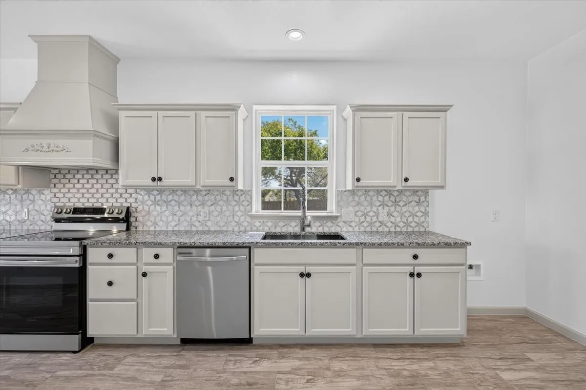 Single Family Residence For Sale in Parker County , 750 Jay Bird Lane, Reno, Texas 76082, 3 Bedroom, 2 Bathroom, Garage spaces, 1,434 Sqft, built in 2026, mls#21381923, Real Estate Agent in Reno, Homes For Sale in Parker county, Homes For Sale in Reno, Realtor in Reno Texas, Real Estate Brokerage Independent Realty Texas, Luminita Cordes Realtor