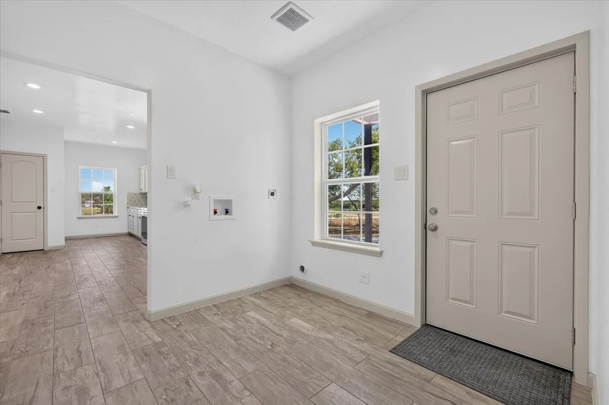 Single Family Residence For Sale in Parker County , 750 Jay Bird Lane, Reno, Texas 76082, 3 Bedroom, 2 Bathroom, Garage spaces, 1,434 Sqft, built in 2026, mls#21381923, Real Estate Agent in Reno, Homes For Sale in Parker county, Homes For Sale in Reno, Realtor in Reno Texas, Real Estate Brokerage Independent Realty Texas, Luminita Cordes Realtor