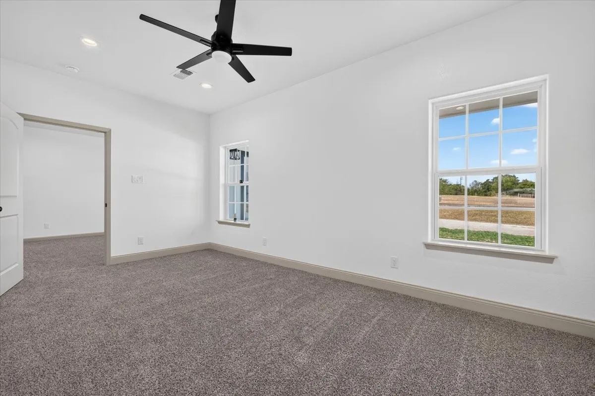 Single Family Residence For Sale in Parker County , 750 Jay Bird Lane, Reno, Texas 76082, 3 Bedroom, 2 Bathroom, Garage spaces, 1,434 Sqft, built in 2026, mls#21381923, Real Estate Agent in Reno, Homes For Sale in Parker county, Homes For Sale in Reno, Realtor in Reno Texas, Real Estate Brokerage Independent Realty Texas, Luminita Cordes Realtor