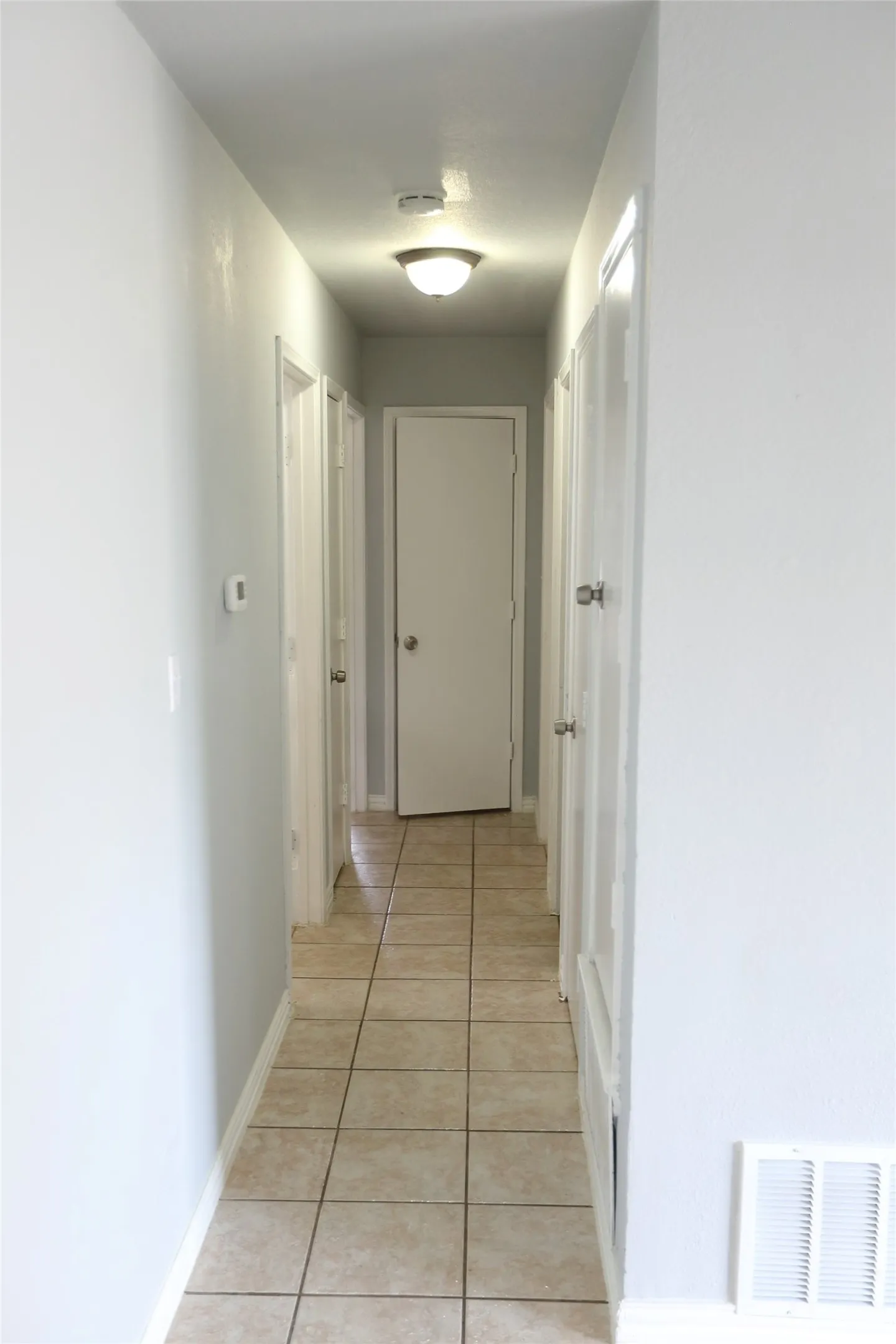 Single Family Residence For Sale in Denton County , 1212 Paco, Denton, Texas 76209, 3 Bedroom, 2 Bathroom, 1 Garage spaces, 1,169 Sqft, built in 2000, mls#21387106, Real Estate Agent in Denton, Homes For Sale in Denton county, Homes For Sale in Denton, Realtor in Denton Texas, Real Estate Brokerage Independent Realty Texas, Luminita Cordes Realtor