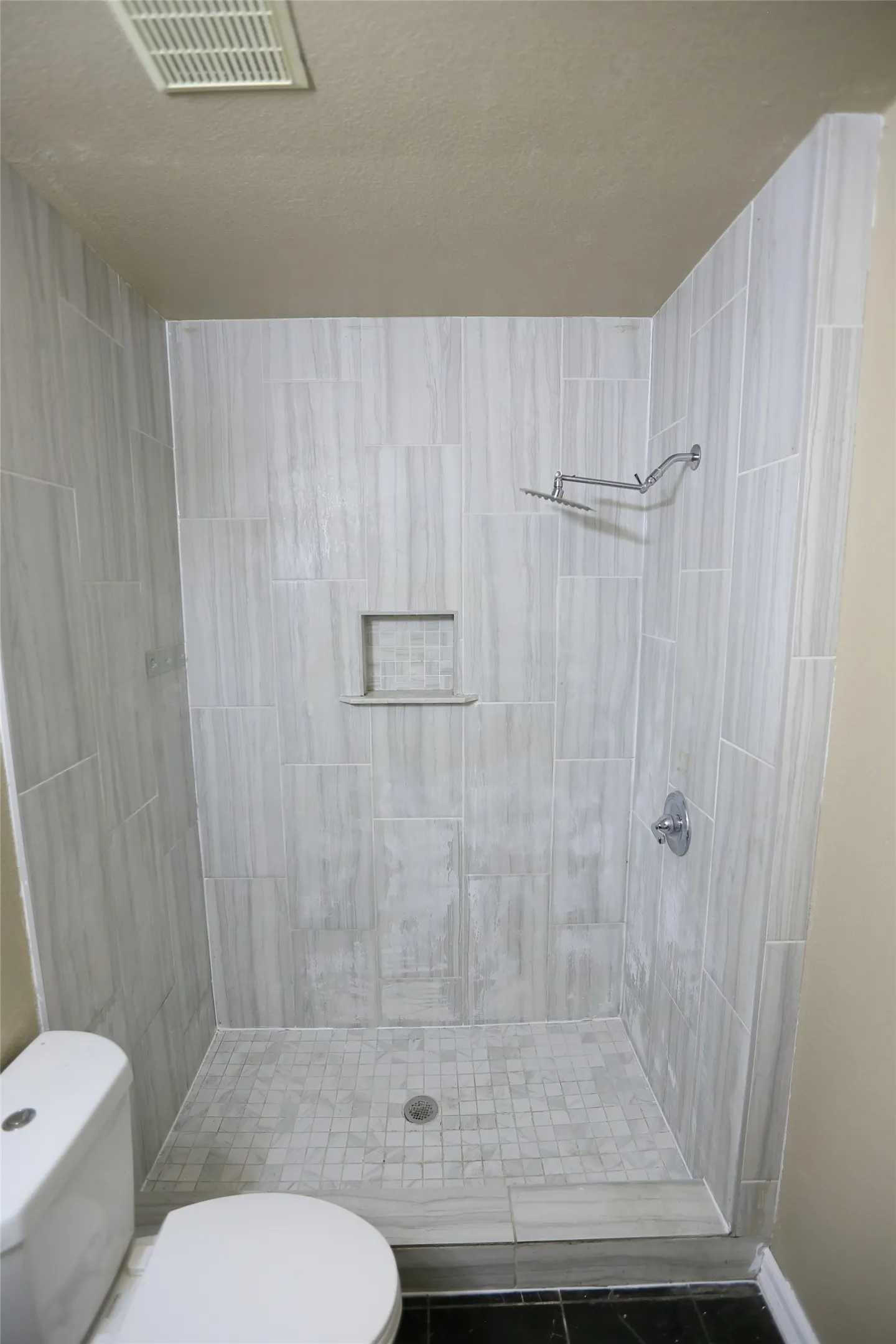 Single Family Residence For Sale in Denton County , 1212 Paco, Denton, Texas 76209, 3 Bedroom, 2 Bathroom, 1 Garage spaces, 1,169 Sqft, built in 2000, mls#21387106, Real Estate Agent in Denton, Homes For Sale in Denton county, Homes For Sale in Denton, Realtor in Denton Texas, Real Estate Brokerage Independent Realty Texas, Luminita Cordes Realtor