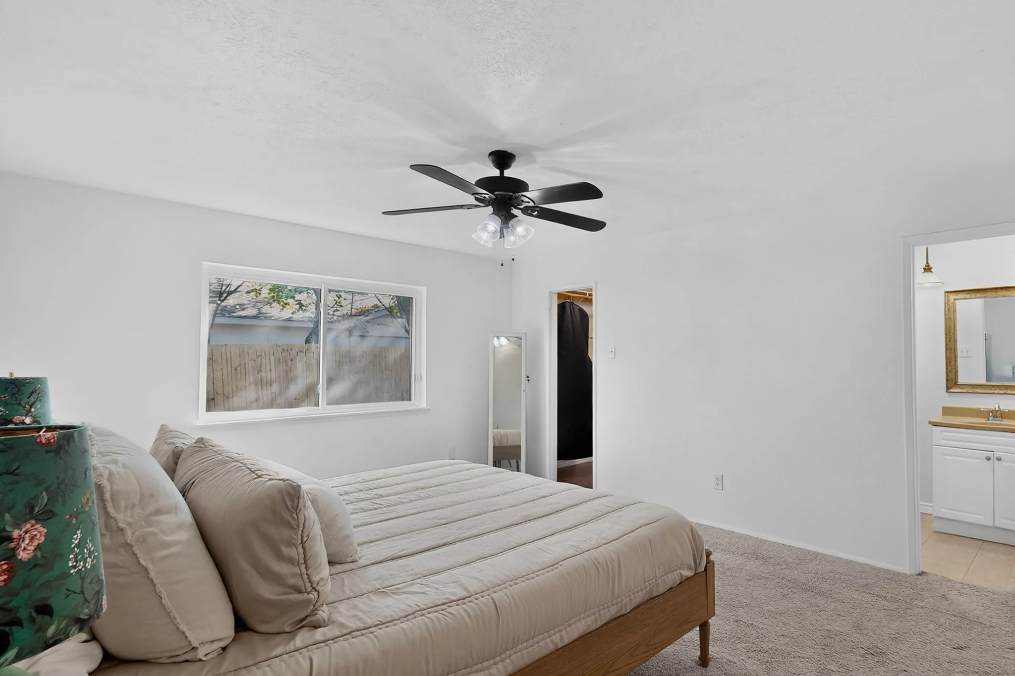 Single Family Residence For Sale in Denton County , 5057 S Colony Boulevard, The Colony, Texas 75056, 3 Bedroom, 2 Bathroom, 2 Garage spaces, 1,699 Sqft, built in 1976, mls#21387069, Real Estate Agent in The Colony, Homes For Sale in Denton county, Homes For Sale in The Colony, Realtor in The Colony Texas, Real Estate Brokerage Independent Realty Texas, Luminita Cordes Realtor