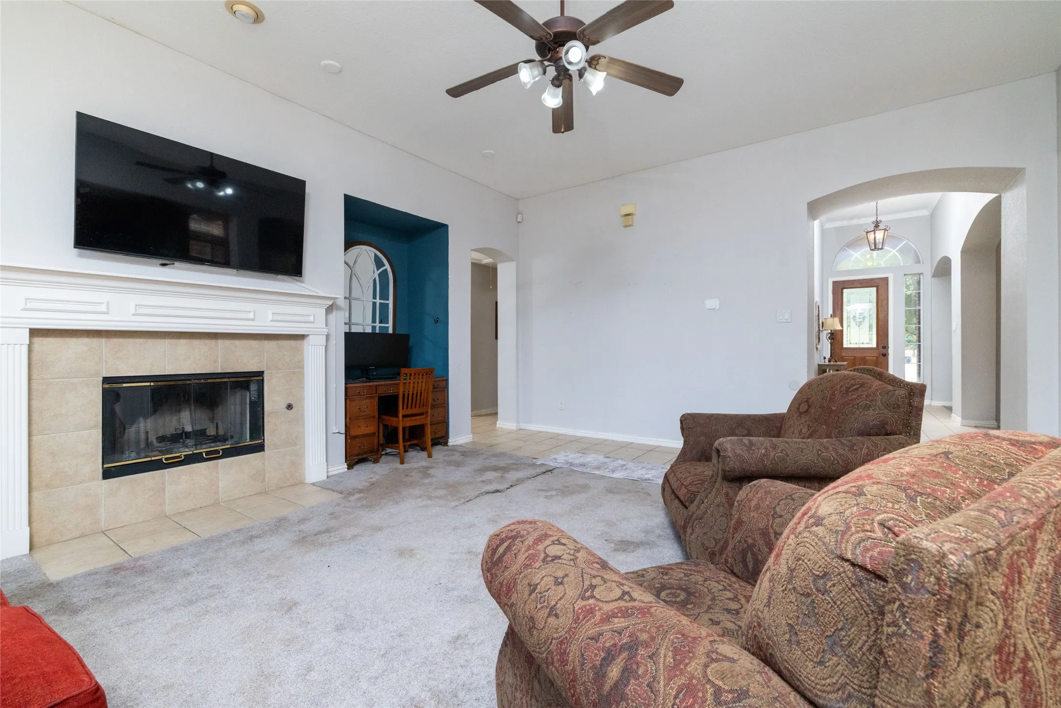 Single Family Residence For Sale in Tarrant County , 4064 Dunwoody Court, Fort Worth, Texas 76244, 4 Bedroom, 2 Bathroom, 2 Garage spaces, 2,516 Sqft, built in 2003, mls#21386225, Real Estate Agent in Fort Worth, Homes For Sale in Tarrant county, Homes For Sale in Fort Worth, Realtor in Fort Worth Texas, Real Estate Brokerage Independent Realty Texas, Luminita Cordes Realtor