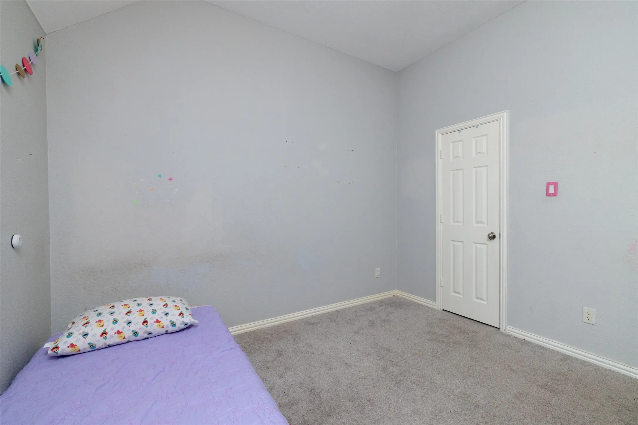 Single Family Residence For Sale in Tarrant County , 4064 Dunwoody Court, Fort Worth, Texas 76244, 4 Bedroom, 2 Bathroom, 2 Garage spaces, 2,516 Sqft, built in 2003, mls#21386225, Real Estate Agent in Fort Worth, Homes For Sale in Tarrant county, Homes For Sale in Fort Worth, Realtor in Fort Worth Texas, Real Estate Brokerage Independent Realty Texas, Luminita Cordes Realtor
