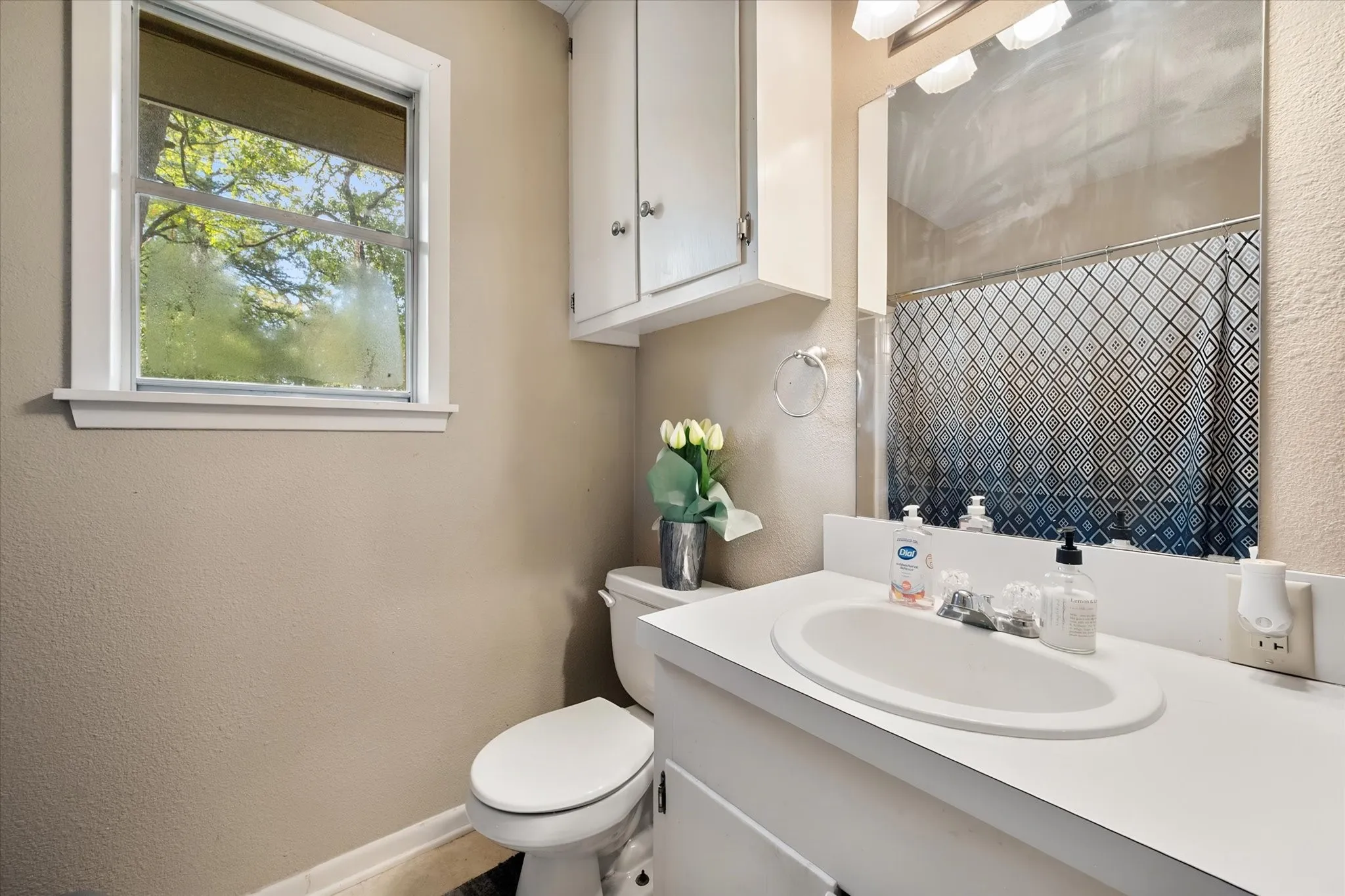Single Family Residence For Sale in Freestone County , 142 Mary Grace, Fairfield, Texas 75840, 4 Bedroom, 3 Bathroom, Garage spaces, 1,844 Sqft, built in 1978, mls#21387111, Real Estate Agent in Fairfield, Homes For Sale in Freestone county, Homes For Sale in Fairfield, Realtor in Fairfield Texas, Real Estate Brokerage Independent Realty Texas, Luminita Cordes Realtor