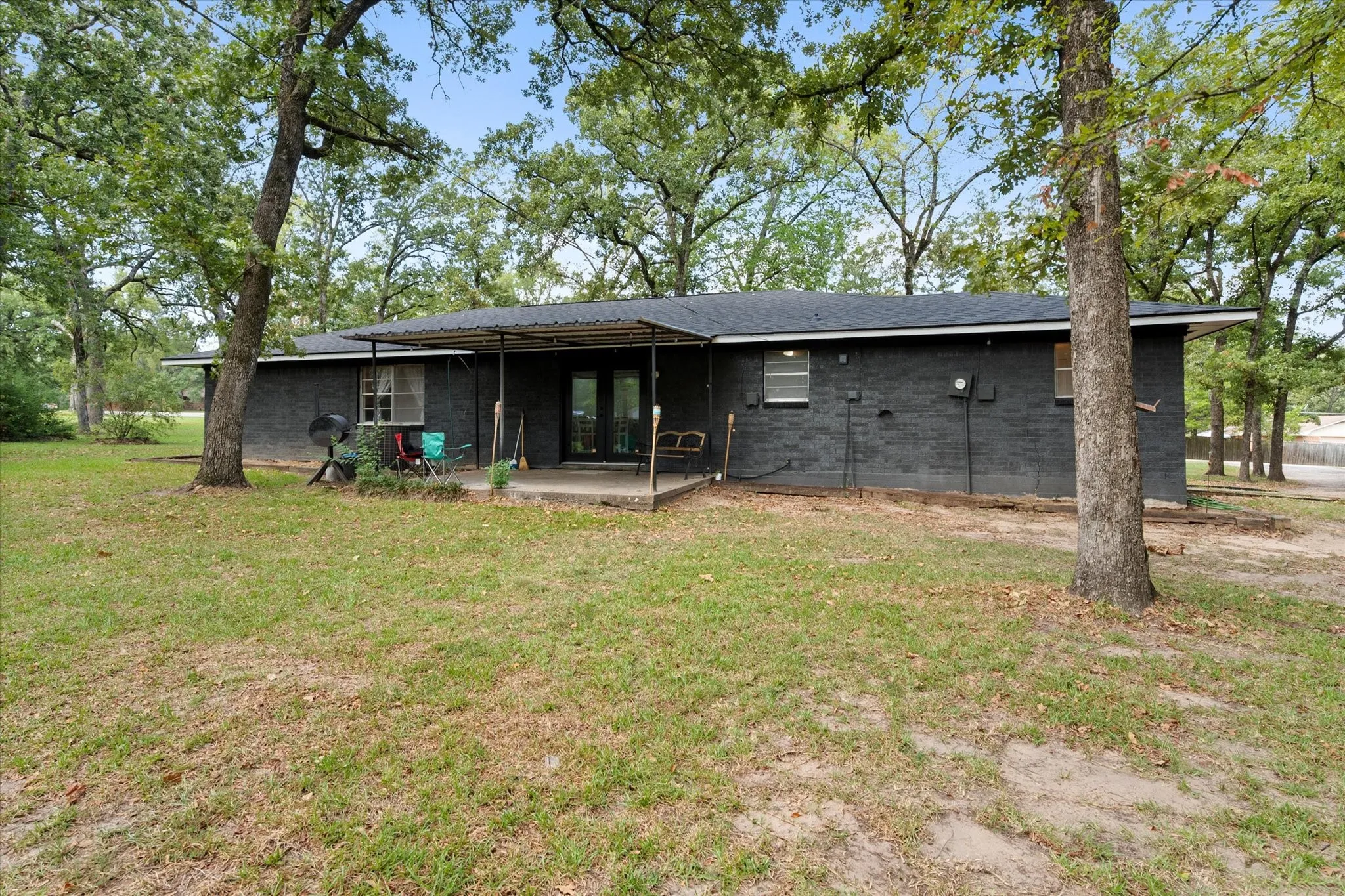 Single Family Residence For Sale in Freestone County , 142 Mary Grace, Fairfield, Texas 75840, 4 Bedroom, 3 Bathroom, Garage spaces, 1,844 Sqft, built in 1978, mls#21387111, Real Estate Agent in Fairfield, Homes For Sale in Freestone county, Homes For Sale in Fairfield, Realtor in Fairfield Texas, Real Estate Brokerage Independent Realty Texas, Luminita Cordes Realtor