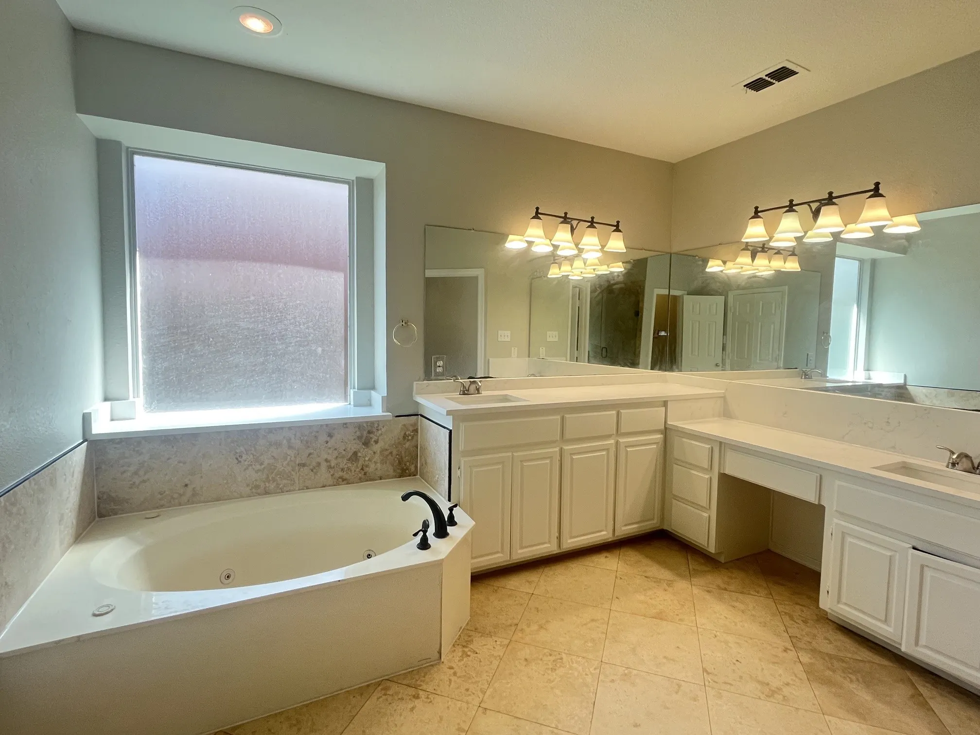 Single Family Residence For Rent in Collin County , 3113 Buena Vista Drive, Plano, Texas 75025, 4 Bedroom, 3 Bathroom, 2 Garage spaces, 2,847 Sqft, built in 1992, mls#21387117, Real Estate Agent in Plano, Homes For Rent in Collin county, Homes For Rent in Plano, Realtor in Plano Texas, Real Estate Brokerage Independent Realty Texas, Luminita Cordes Realtor