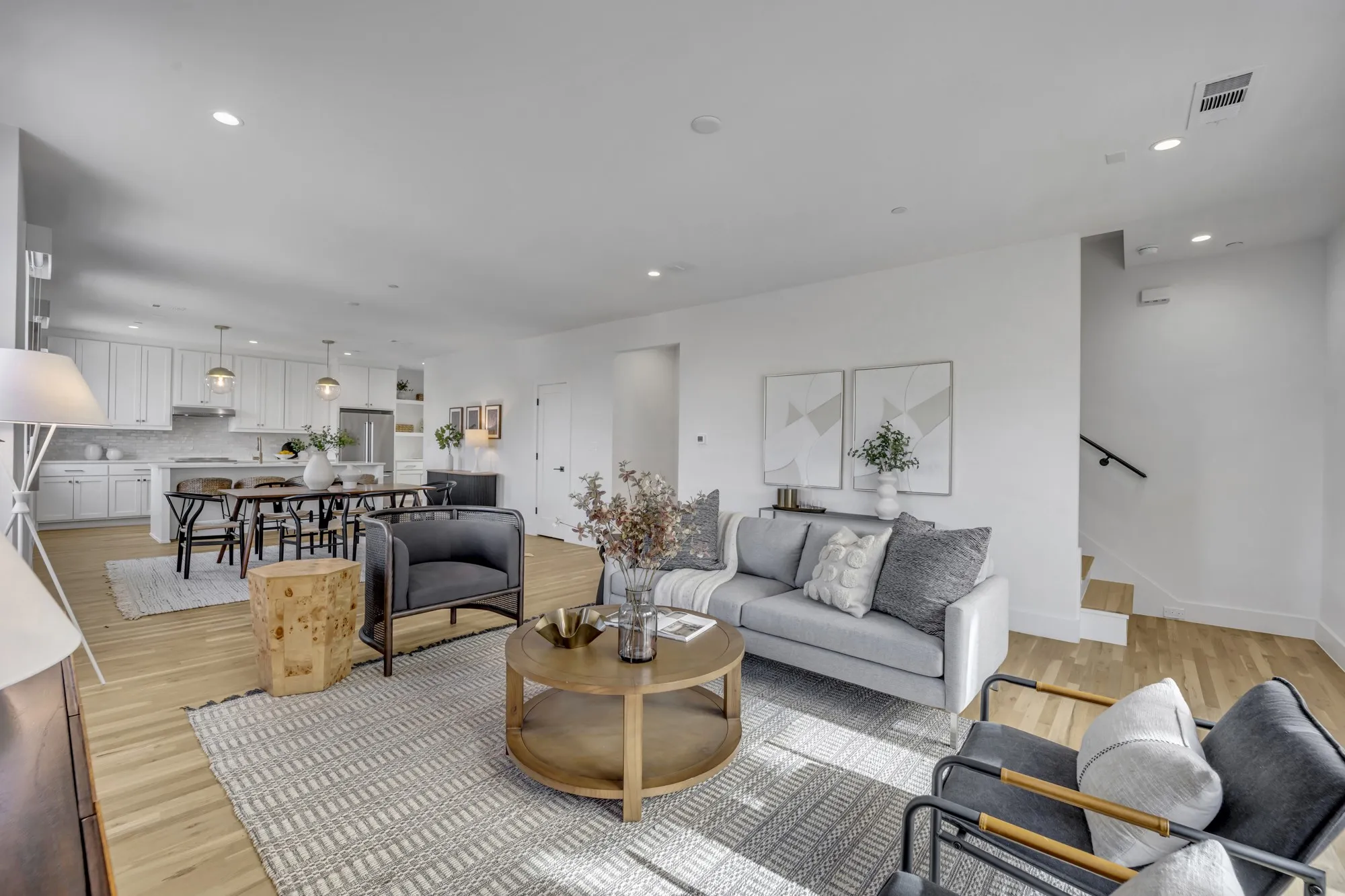 Condominium For Sale in Dallas County , 7207 Gaston Avenue 906, Dallas, Texas 75206, 2 Bedroom, 3 Bathroom, 2 Garage spaces, 1,649 Sqft, built in 2024, mls#21387123, Real Estate Agent in Dallas, Homes For Sale in Dallas county, Homes For Sale in Dallas, Realtor in Dallas Texas, Real Estate Brokerage Independent Realty Texas, Luminita Cordes Realtor