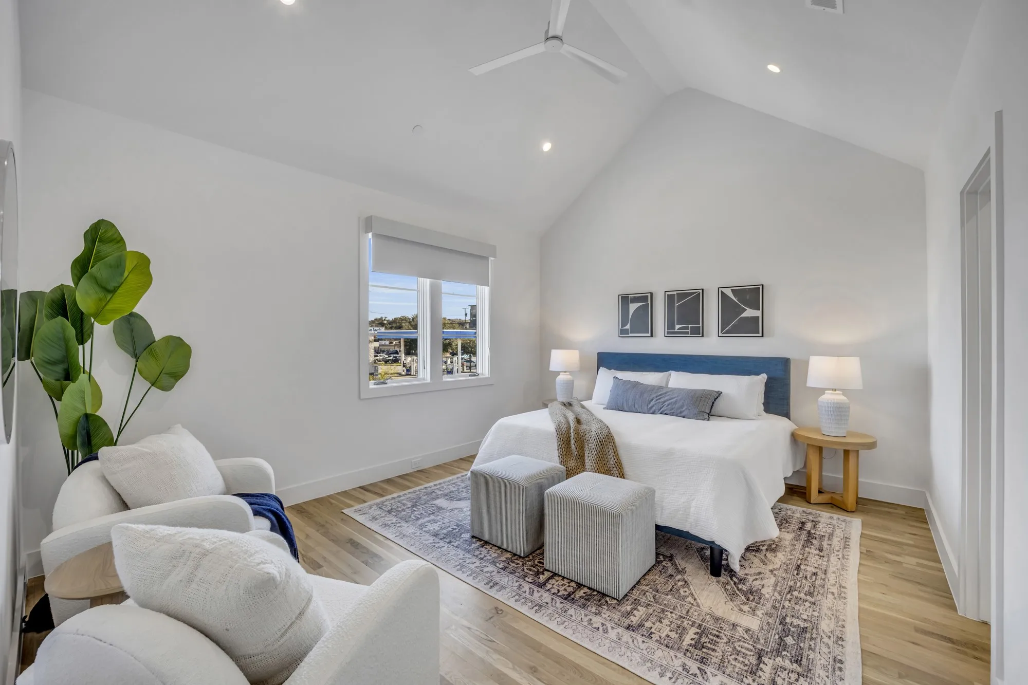 Condominium For Sale in Dallas County , 7207 Gaston Avenue 906, Dallas, Texas 75206, 2 Bedroom, 3 Bathroom, 2 Garage spaces, 1,649 Sqft, built in 2024, mls#21387123, Real Estate Agent in Dallas, Homes For Sale in Dallas county, Homes For Sale in Dallas, Realtor in Dallas Texas, Real Estate Brokerage Independent Realty Texas, Luminita Cordes Realtor