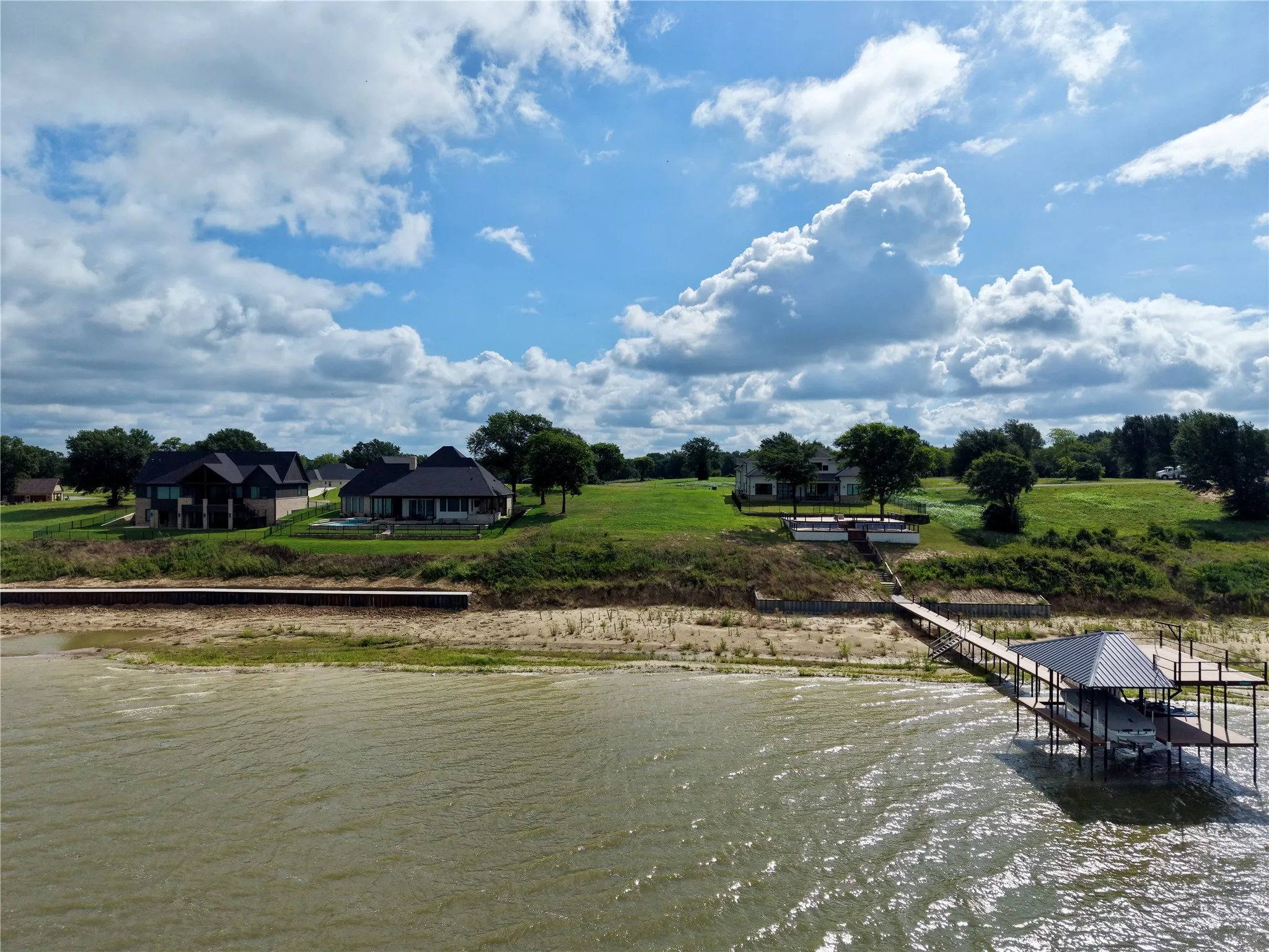 Unimproved Land For Sale in Kaufman County , 0 Shoreline Drive, Mabank, Texas 75143, 0, 0, Garage spaces, 0 Sqft, built in 0, mls#21387126, Real Estate Agent in Mabank, Homes For Sale in Kaufman county, Homes For Sale in Mabank, Realtor in Mabank Texas, Real Estate Brokerage Independent Realty Texas, Luminita Cordes Realtor