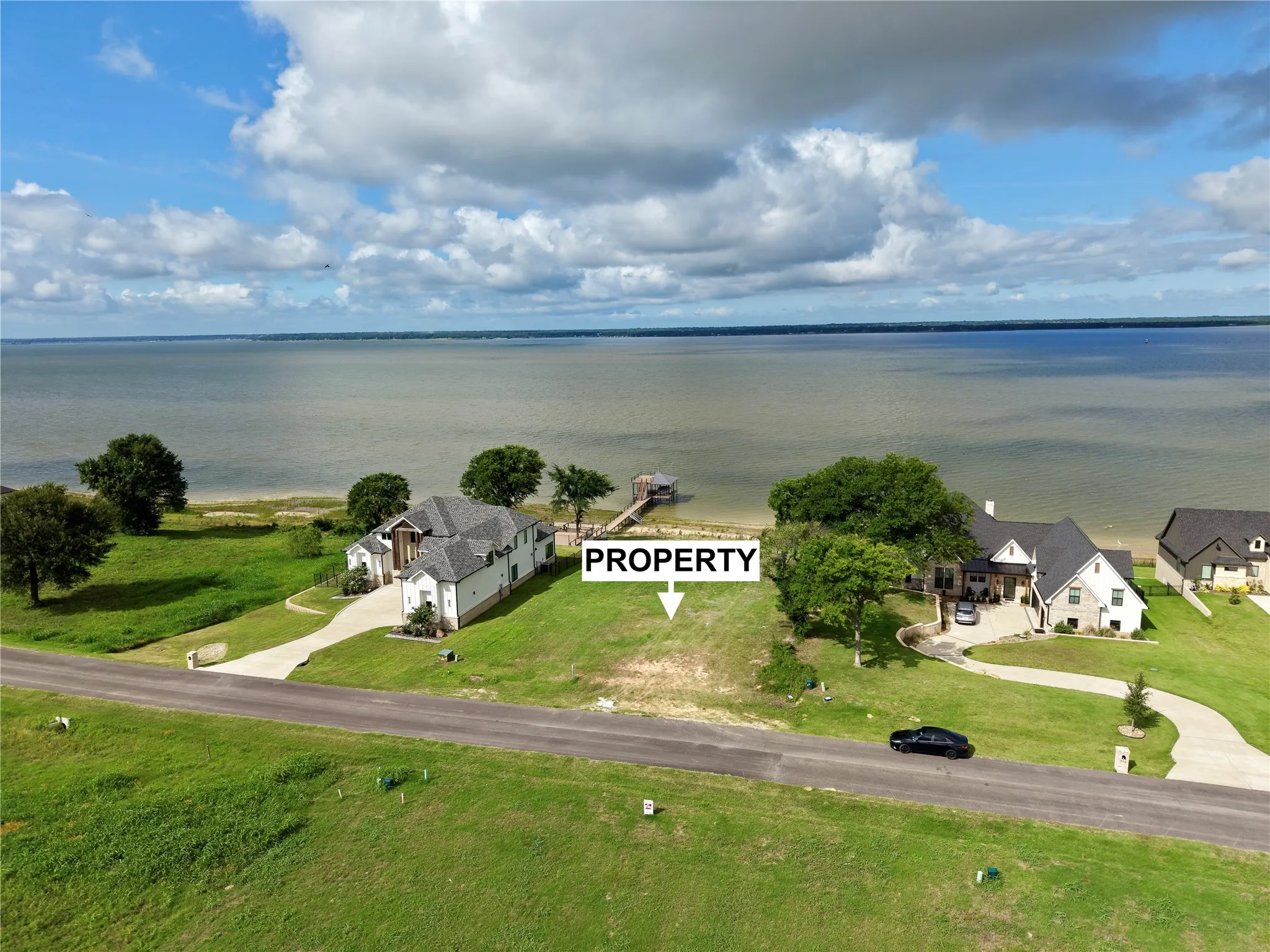 Unimproved Land For Sale in Kaufman County , 0 Shoreline Drive, Mabank, Texas 75143, 0, 0, Garage spaces, 0 Sqft, built in 0, mls#21387126, Real Estate Agent in Mabank, Homes For Sale in Kaufman county, Homes For Sale in Mabank, Realtor in Mabank Texas, Real Estate Brokerage Independent Realty Texas, Luminita Cordes Realtor