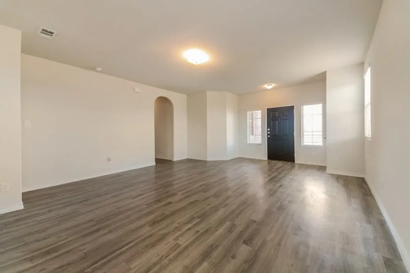 Single Family Residence For Rent in Ellis County , 1305 Mallard Cove, Ennis, Texas 75119, 3 Bedroom, 2 Bathroom, 2 Garage spaces, 1,446 Sqft, built in 2021, mls#21387127, Real Estate Agent in Ennis, Homes For Rent in Ellis county, Homes For Rent in Ennis, Realtor in Ennis Texas, Real Estate Brokerage Independent Realty Texas, Luminita Cordes Realtor