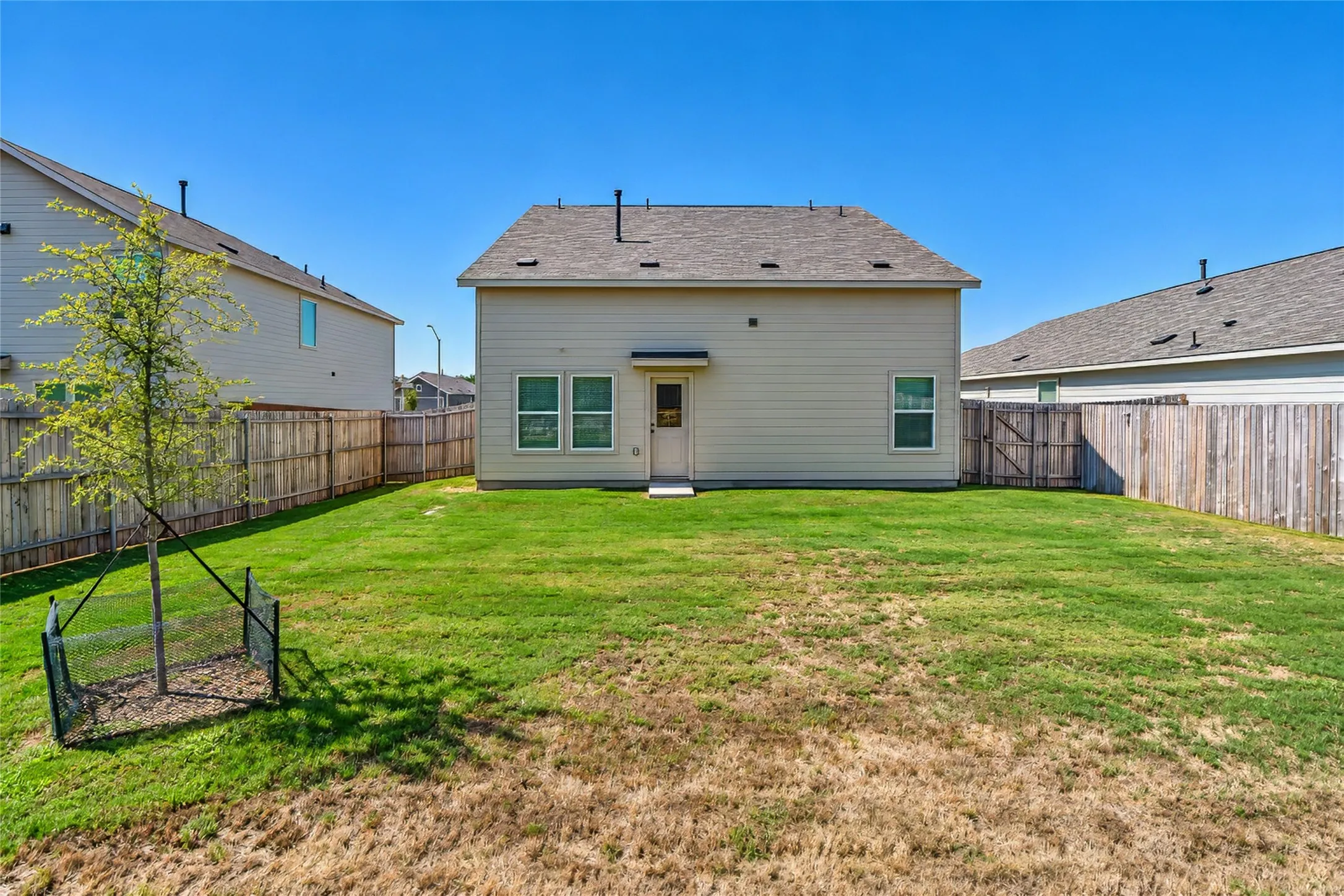 Single Family Residence For Rent in Wise County , 11554 Gammon Avenue, Rhome, Texas 76078, 4 Bedroom, 3 Bathroom, 2 Garage spaces, 1,891 Sqft, built in 2025, mls#21375477, Real Estate Agent in Rhome, Homes For Rent in Wise county, Homes For Rent in Rhome, Realtor in Rhome Texas, Real Estate Brokerage Independent Realty Texas, Luminita Cordes Realtor