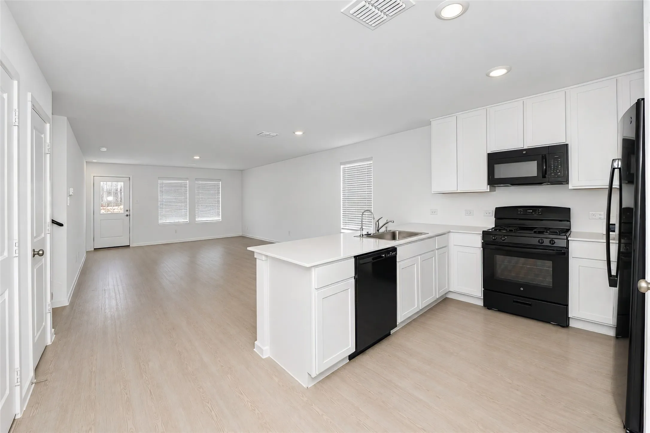 Single Family Residence For Rent in Wise County , 11554 Gammon Avenue, Rhome, Texas 76078, 4 Bedroom, 3 Bathroom, 2 Garage spaces, 1,891 Sqft, built in 2025, mls#21375477, Real Estate Agent in Rhome, Homes For Rent in Wise county, Homes For Rent in Rhome, Realtor in Rhome Texas, Real Estate Brokerage Independent Realty Texas, Luminita Cordes Realtor