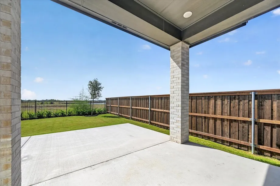 Single Family Residence For Sale in Kaufman County , 2106 Waters Edge Street, Forney, Texas 75126, 4 Bedroom, 3 Bathroom, 2 Garage spaces, 2,703 Sqft, built in 2026, mls#21387097, Real Estate Agent in Forney, Homes For Sale in Kaufman county, Homes For Sale in Forney, Realtor in Forney Texas, Real Estate Brokerage Independent Realty Texas, Luminita Cordes Realtor