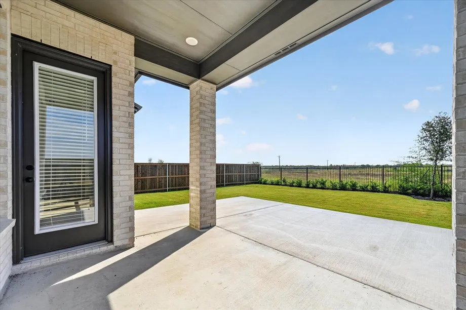 Single Family Residence For Sale in Kaufman County , 2106 Waters Edge Street, Forney, Texas 75126, 4 Bedroom, 3 Bathroom, 2 Garage spaces, 2,703 Sqft, built in 2026, mls#21387097, Real Estate Agent in Forney, Homes For Sale in Kaufman county, Homes For Sale in Forney, Realtor in Forney Texas, Real Estate Brokerage Independent Realty Texas, Luminita Cordes Realtor