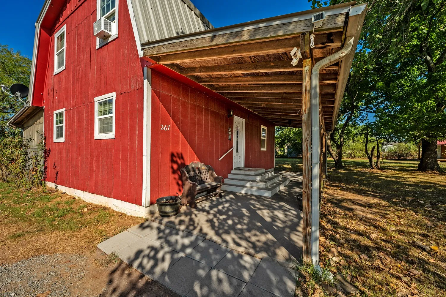Single Family Residence For Sale in Grayson County , 267 Delphia Drive, Denison, Texas 75021, 2 Bedroom, 2 Bathroom, Garage spaces, 1,320 Sqft, built in 1992, mls#21386765, Real Estate Agent in Denison, Homes For Sale in Grayson county, Homes For Sale in Denison, Realtor in Denison Texas, Real Estate Brokerage Independent Realty Texas, Luminita Cordes Realtor