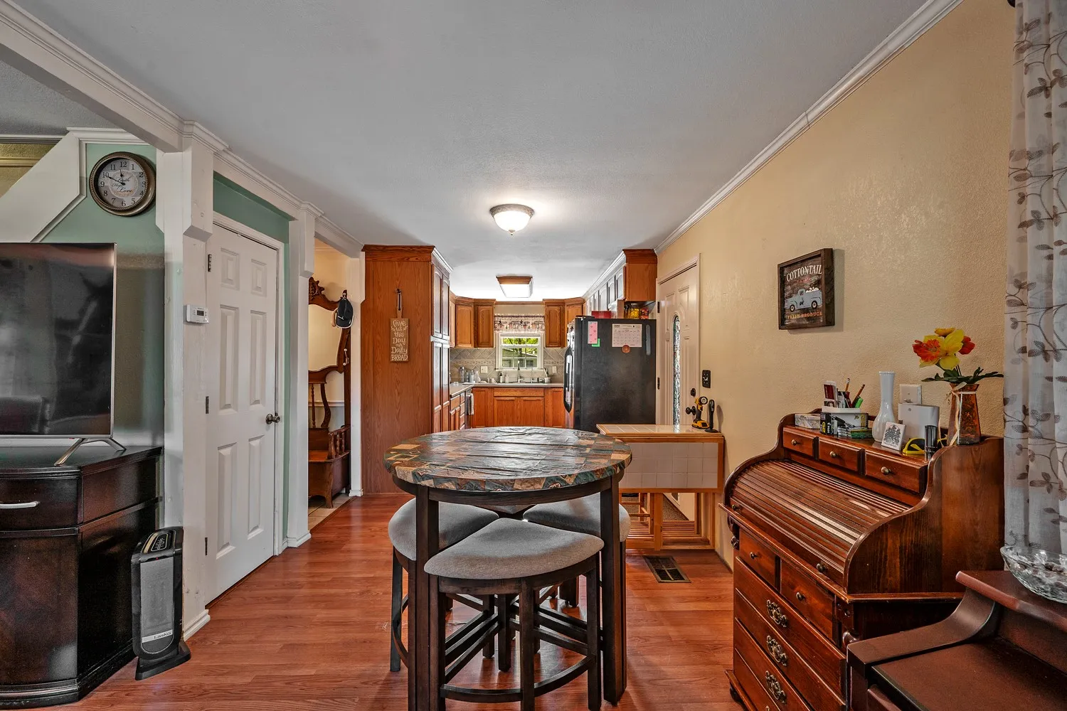 Single Family Residence For Sale in Grayson County , 267 Delphia Drive, Denison, Texas 75021, 2 Bedroom, 2 Bathroom, Garage spaces, 1,320 Sqft, built in 1992, mls#21386765, Real Estate Agent in Denison, Homes For Sale in Grayson county, Homes For Sale in Denison, Realtor in Denison Texas, Real Estate Brokerage Independent Realty Texas, Luminita Cordes Realtor