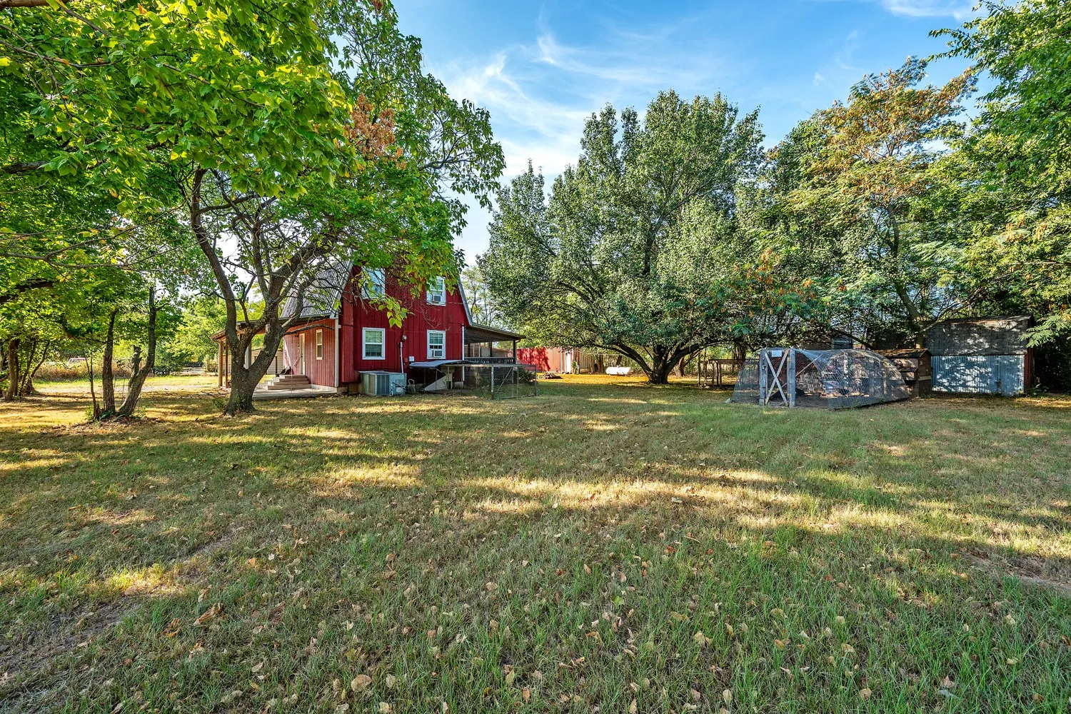 Single Family Residence For Sale in Grayson County , 267 Delphia Drive, Denison, Texas 75021, 2 Bedroom, 2 Bathroom, Garage spaces, 1,320 Sqft, built in 1992, mls#21386765, Real Estate Agent in Denison, Homes For Sale in Grayson county, Homes For Sale in Denison, Realtor in Denison Texas, Real Estate Brokerage Independent Realty Texas, Luminita Cordes Realtor