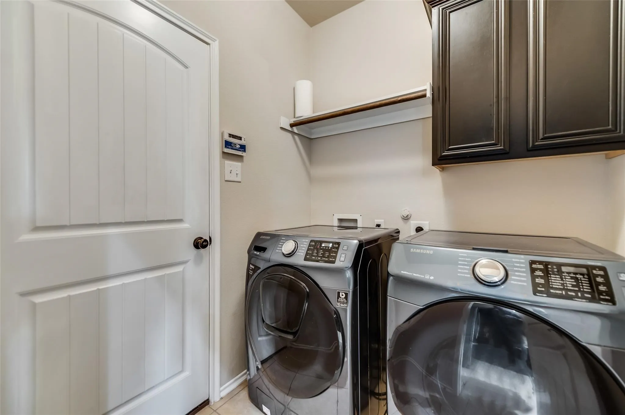 Single Family Residence For Rent in Grayson County , 1512 Syracuse Drive, Van Alstyne, Texas 75495, 3 Bedroom, 2 Bathroom, 2 Garage spaces, 1,544 Sqft, built in 2012, mls#21386205, Real Estate Agent in Van Alstyne, Homes For Rent in Grayson county, Homes For Rent in Van Alstyne, Realtor in Van Alstyne Texas, Real Estate Brokerage Independent Realty Texas, Luminita Cordes Realtor