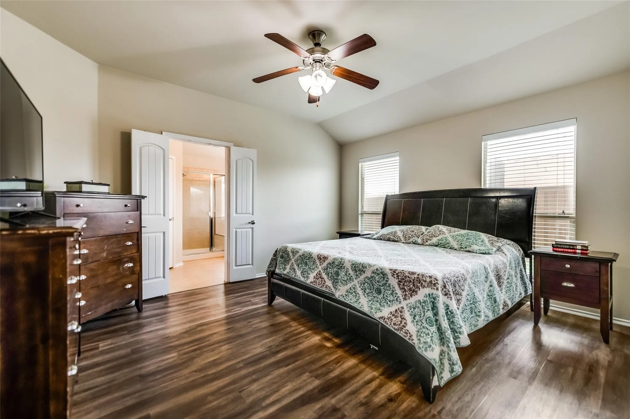 Single Family Residence For Rent in Grayson County , 1512 Syracuse Drive, Van Alstyne, Texas 75495, 3 Bedroom, 2 Bathroom, 2 Garage spaces, 1,544 Sqft, built in 2012, mls#21386205, Real Estate Agent in Van Alstyne, Homes For Rent in Grayson county, Homes For Rent in Van Alstyne, Realtor in Van Alstyne Texas, Real Estate Brokerage Independent Realty Texas, Luminita Cordes Realtor