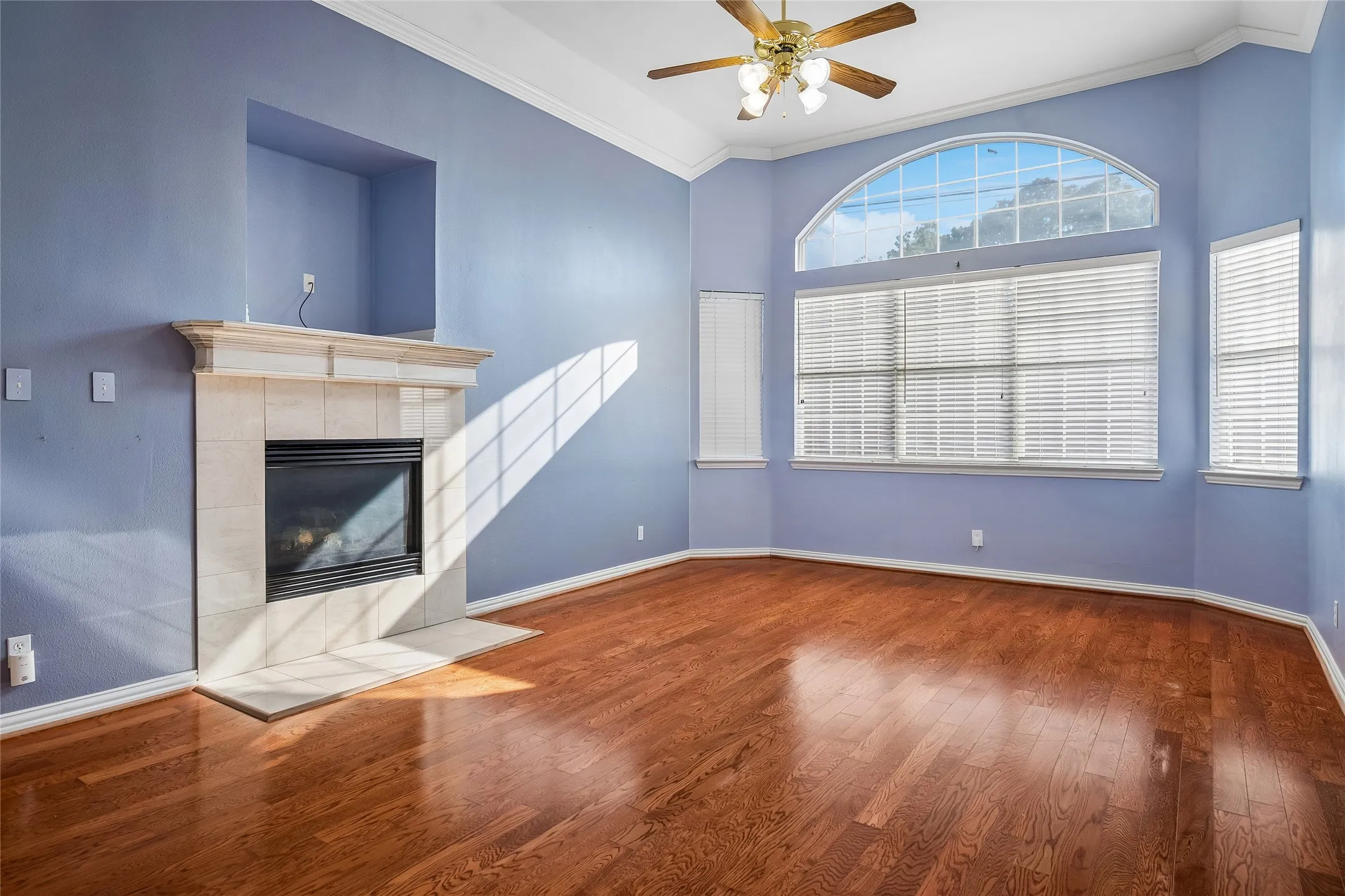 Single Family Residence For Sale in Dallas County , 125 Bricknell Lane, Coppell, Texas 75019, 4 Bedroom, 3 Bathroom, 2 Garage spaces, 2,656 Sqft, built in 1998, mls#21384458, Real Estate Agent in Coppell, Homes For Sale in Dallas county, Homes For Sale in Coppell, Realtor in Coppell Texas, Real Estate Brokerage Independent Realty Texas, Luminita Cordes Realtor