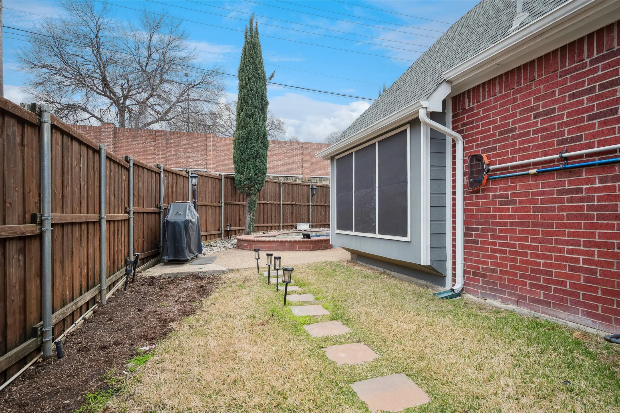 Single Family Residence For Sale in Dallas County , 125 Bricknell Lane, Coppell, Texas 75019, 4 Bedroom, 3 Bathroom, 2 Garage spaces, 2,656 Sqft, built in 1998, mls#21384458, Real Estate Agent in Coppell, Homes For Sale in Dallas county, Homes For Sale in Coppell, Realtor in Coppell Texas, Real Estate Brokerage Independent Realty Texas, Luminita Cordes Realtor