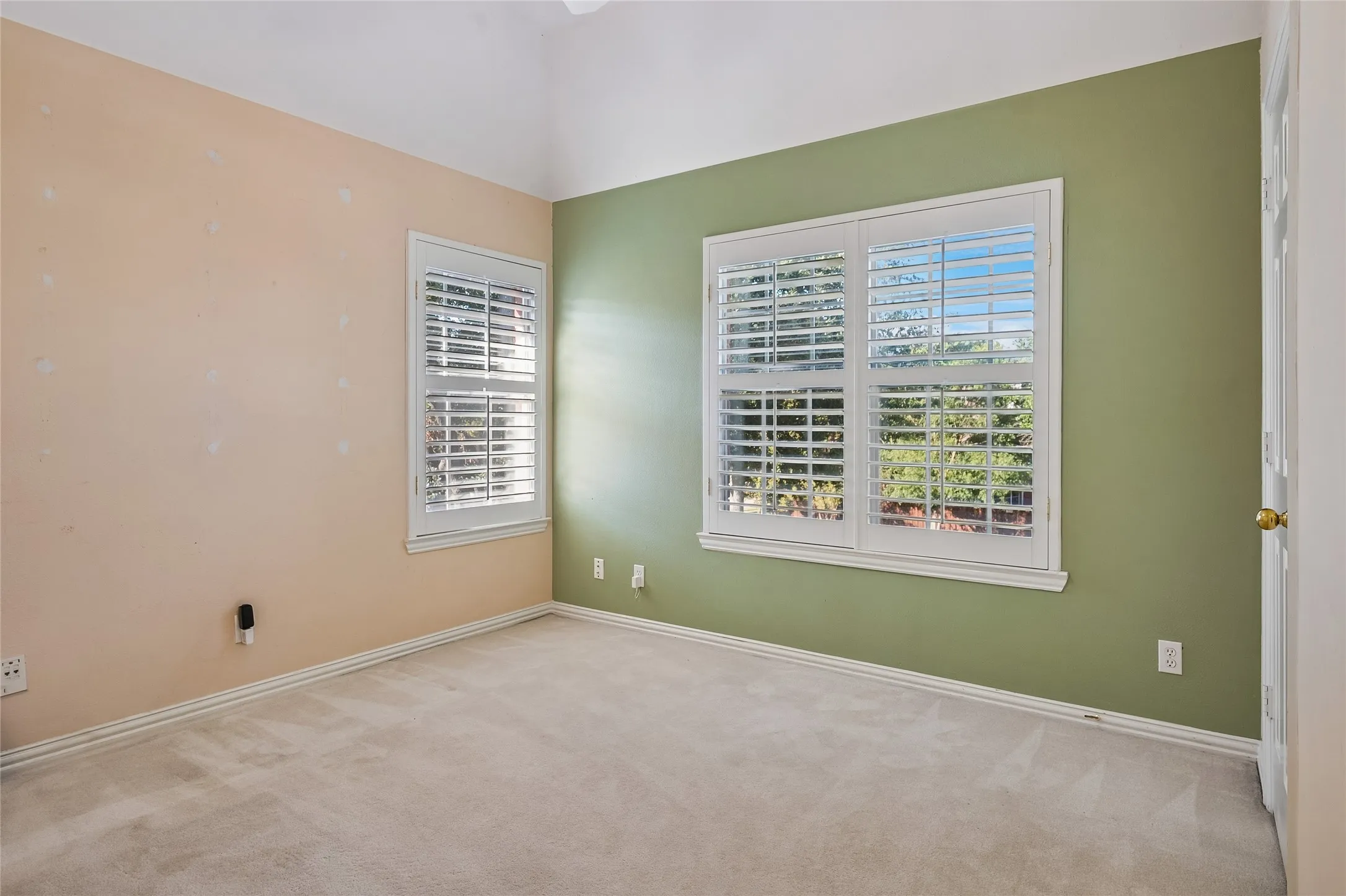 Single Family Residence For Sale in Dallas County , 125 Bricknell Lane, Coppell, Texas 75019, 4 Bedroom, 3 Bathroom, 2 Garage spaces, 2,656 Sqft, built in 1998, mls#21384458, Real Estate Agent in Coppell, Homes For Sale in Dallas county, Homes For Sale in Coppell, Realtor in Coppell Texas, Real Estate Brokerage Independent Realty Texas, Luminita Cordes Realtor