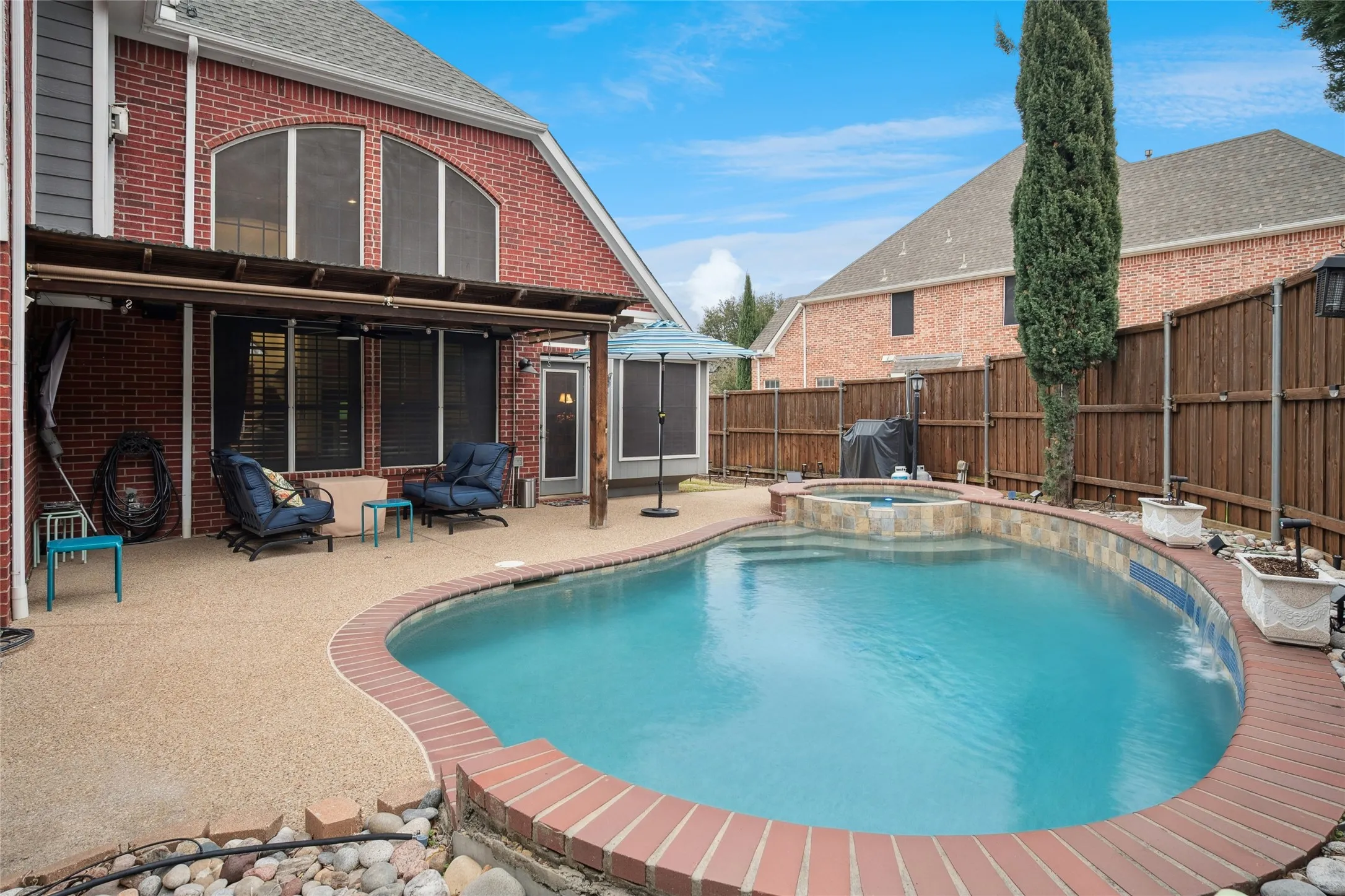 Single Family Residence For Sale in Dallas County , 125 Bricknell Lane, Coppell, Texas 75019, 4 Bedroom, 3 Bathroom, 2 Garage spaces, 2,656 Sqft, built in 1998, mls#21384458, Real Estate Agent in Coppell, Homes For Sale in Dallas county, Homes For Sale in Coppell, Realtor in Coppell Texas, Real Estate Brokerage Independent Realty Texas, Luminita Cordes Realtor