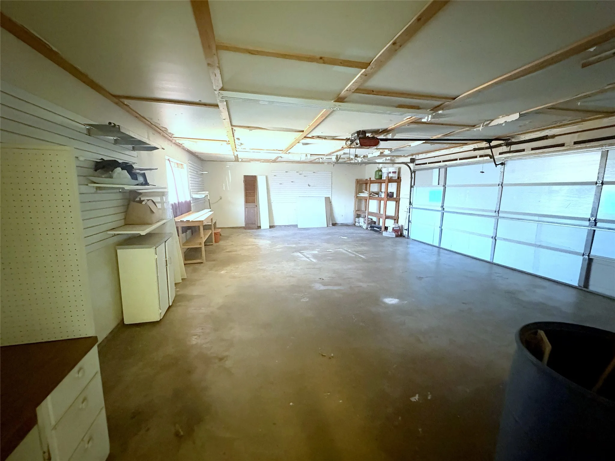 768SF Garage with double overhead door